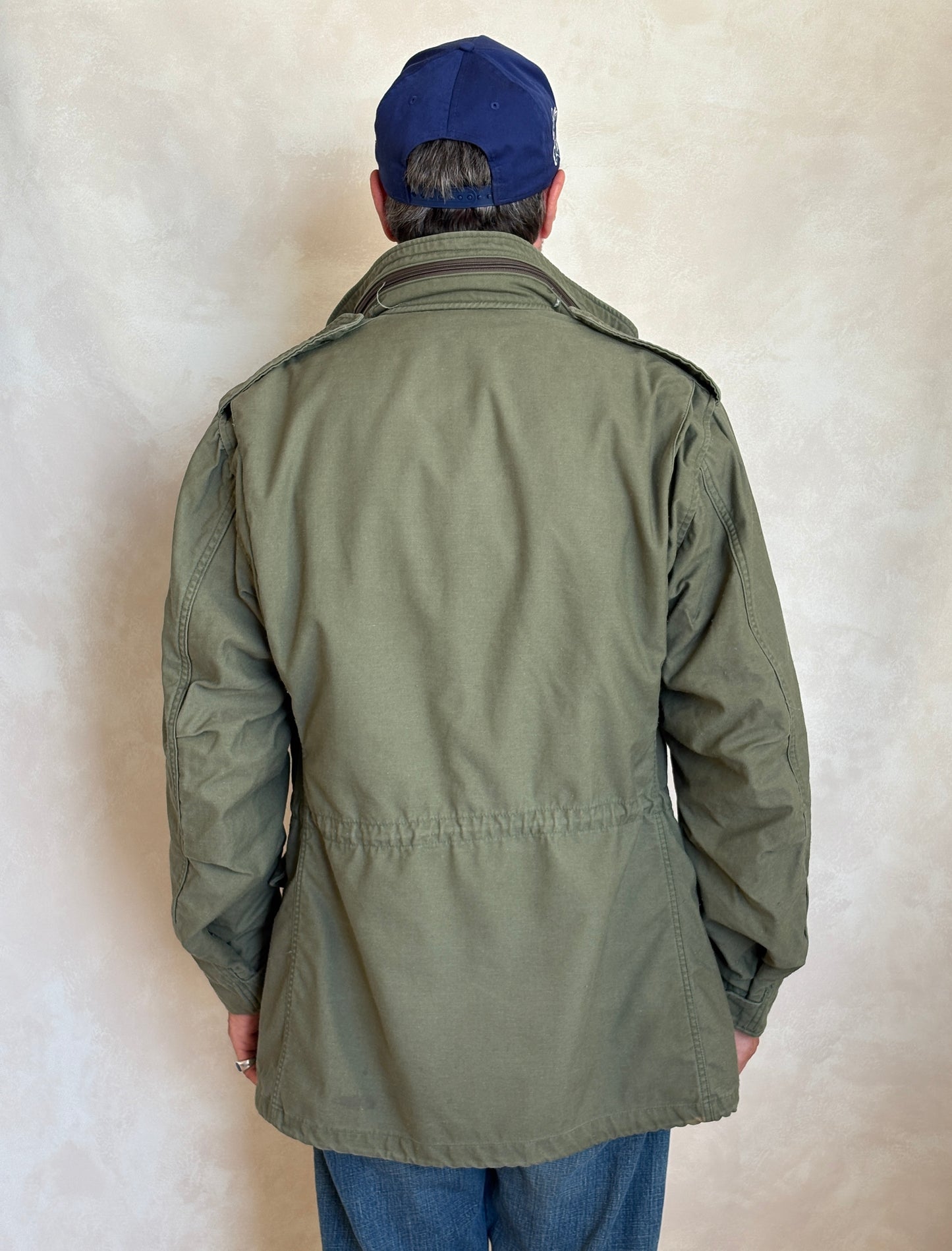 Med Long. Authentic 1987 US Army M-65 field jacket Military