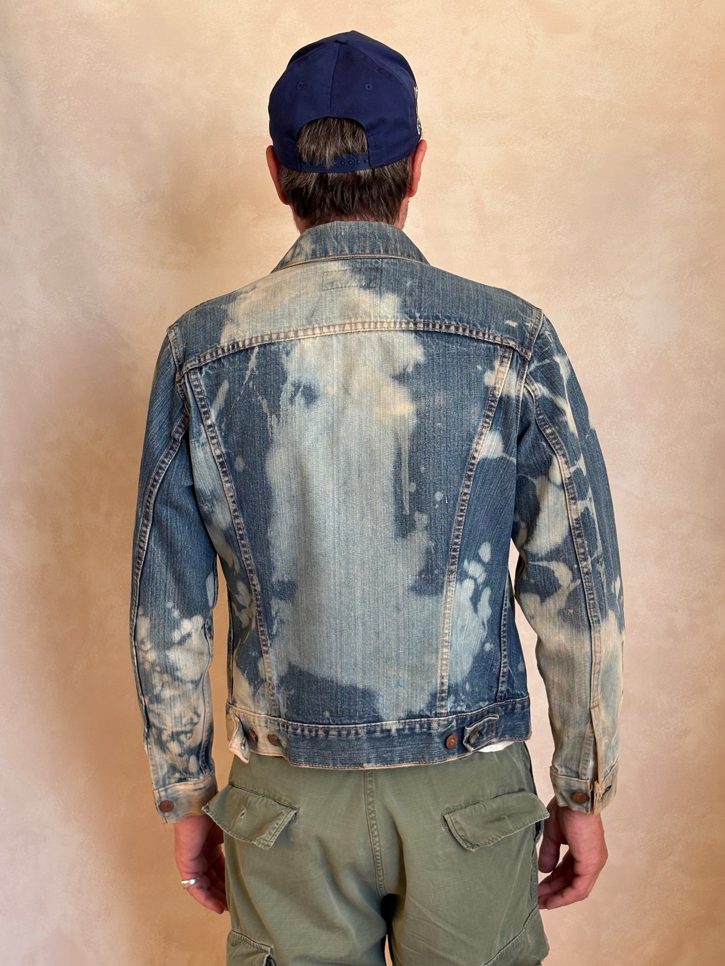 Size 38US / 48EU. Vintage 70s Levi’s Denim Jacket – 2 Pockets – Made in USA