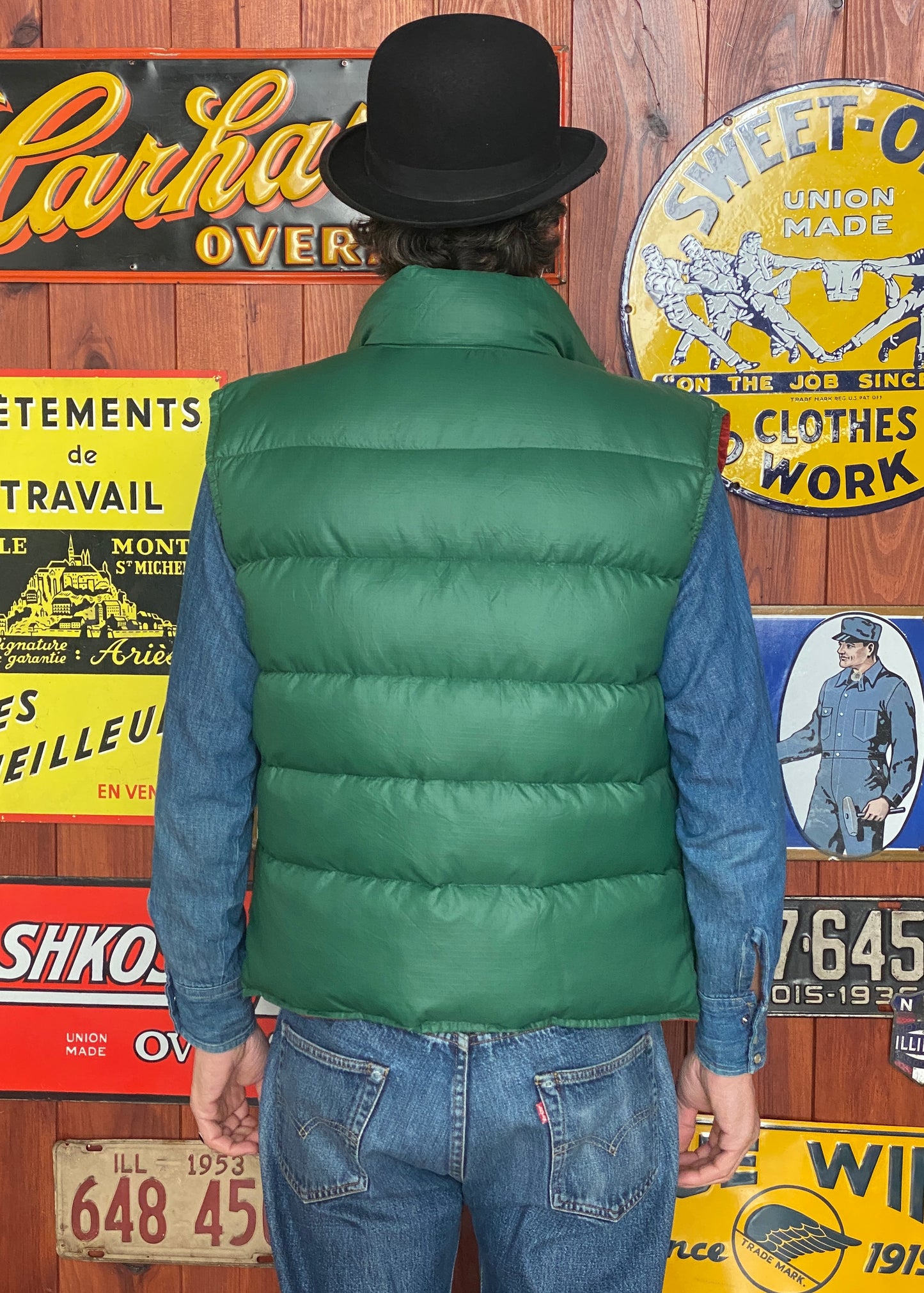 Size Med. Vintage reversible down vest