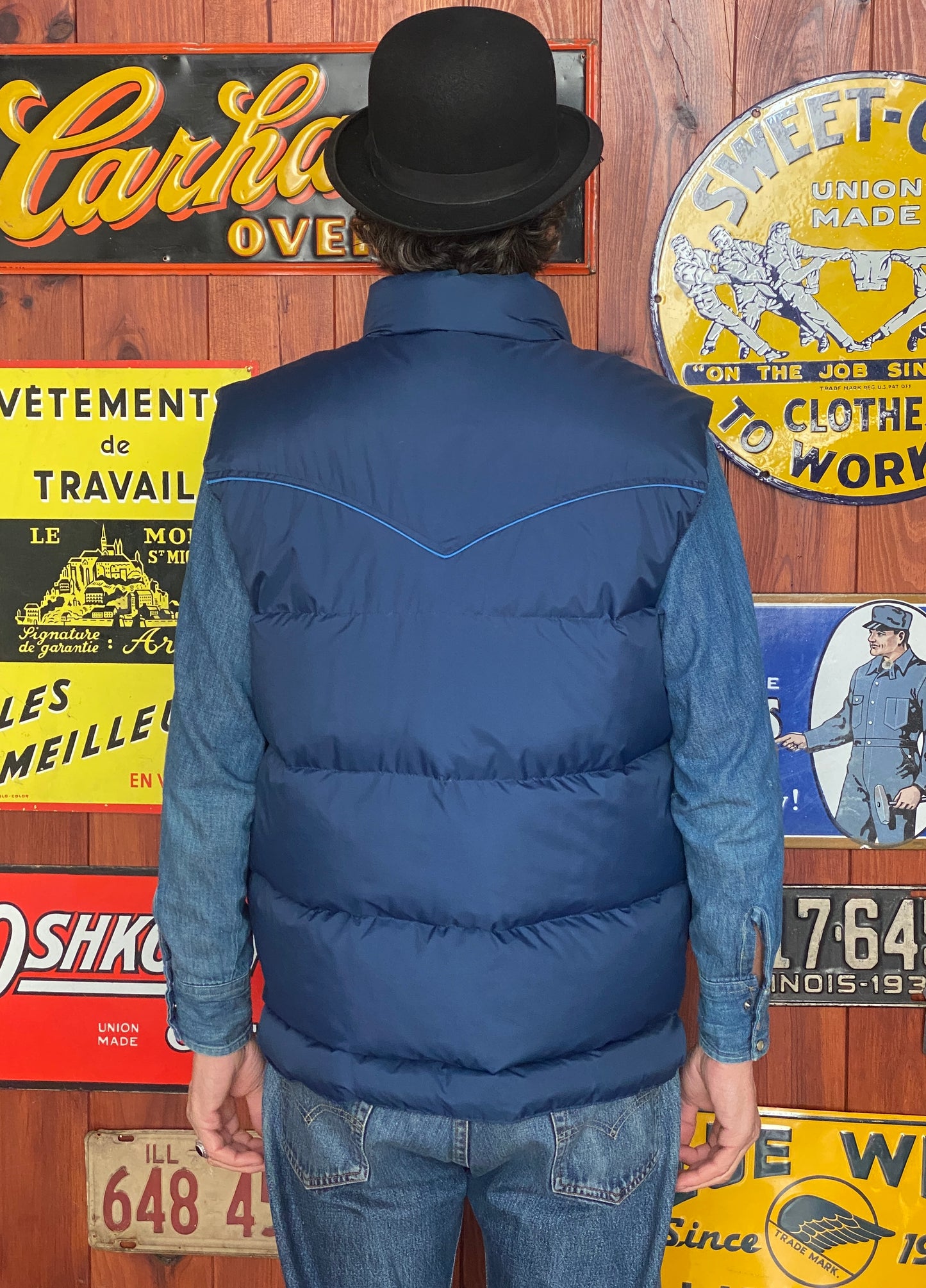 Vintage down vest made by Kmart, size Large - Retro style and cozy warmth for chilly days.