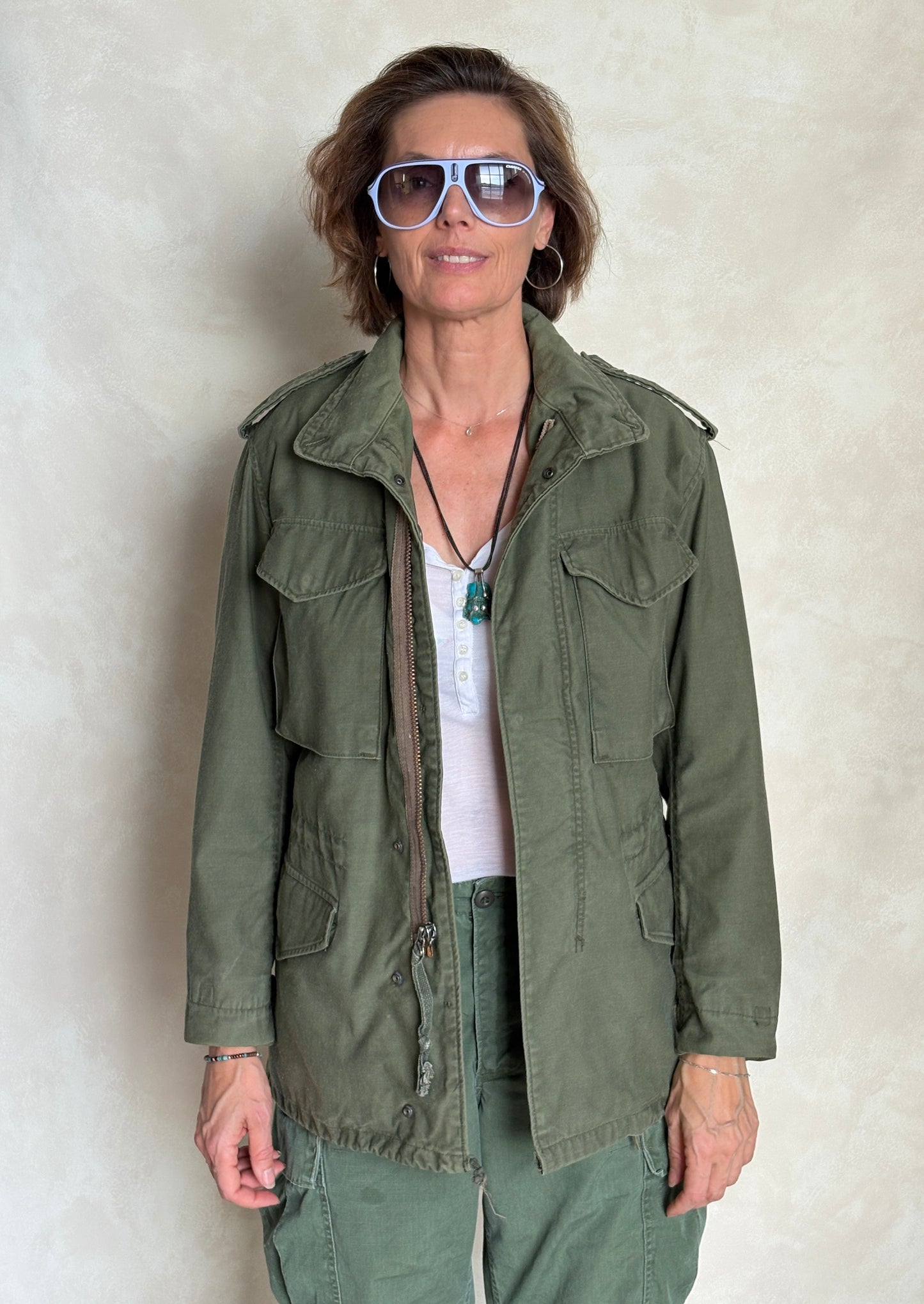 X Small Reg. Authentic 1980 US Army M-65 field jacket Military