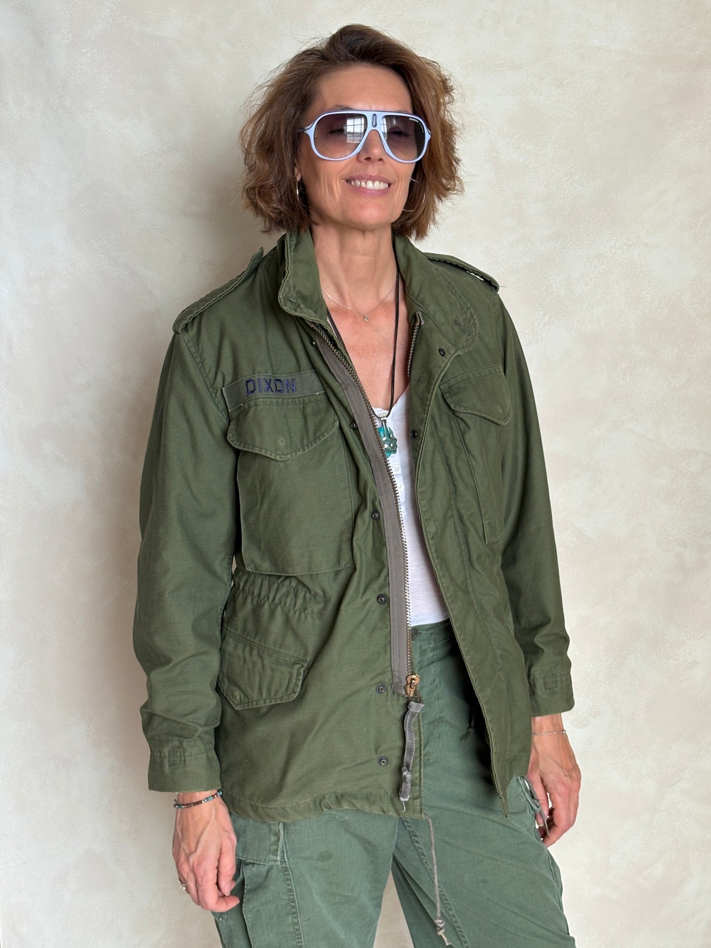 X Small Short. Authentic 1982 US Army M-65 field jacket Military