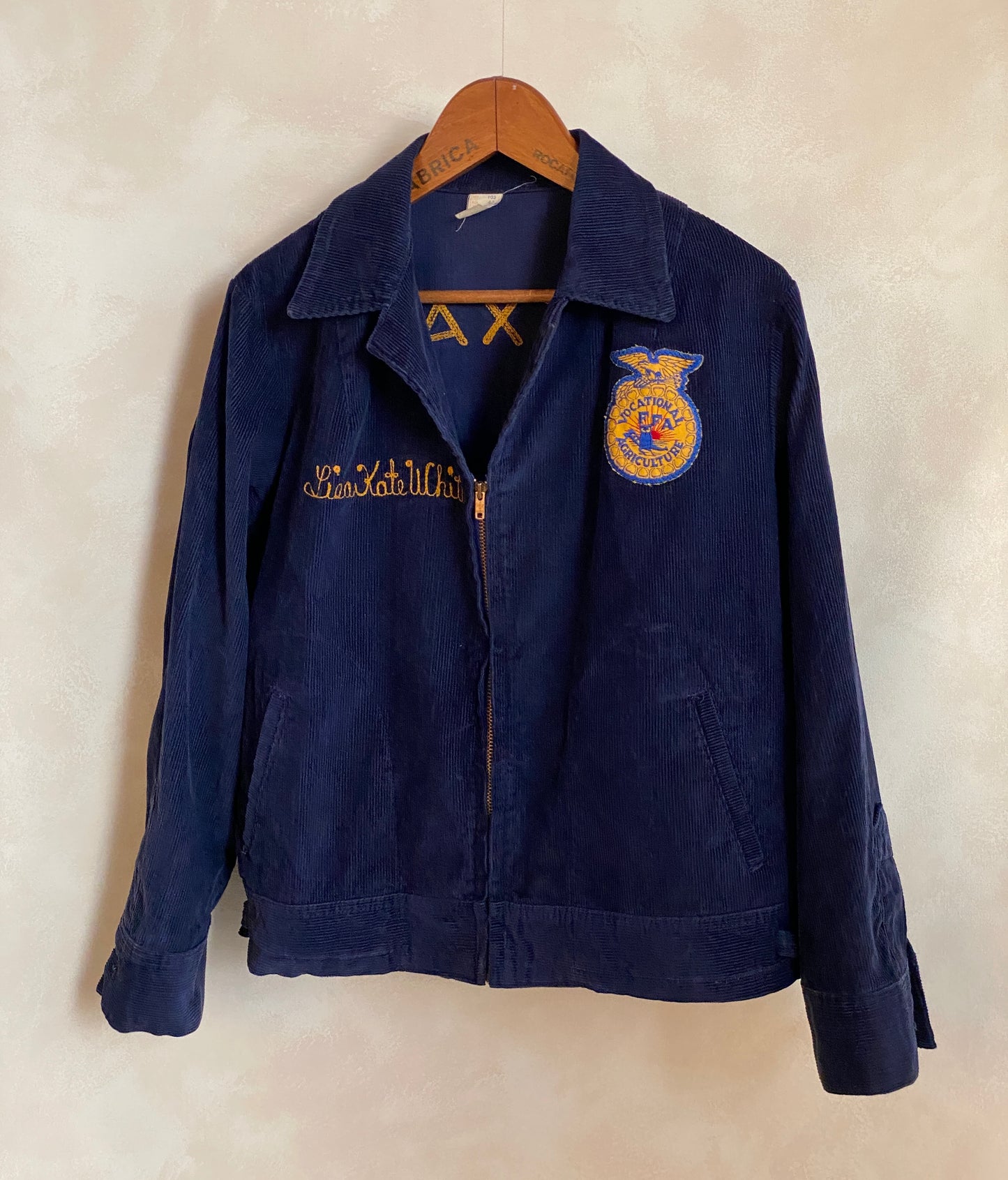 Size 42US / 52EU. Vintage Texas Future farmer of America jacket Talon Zipper