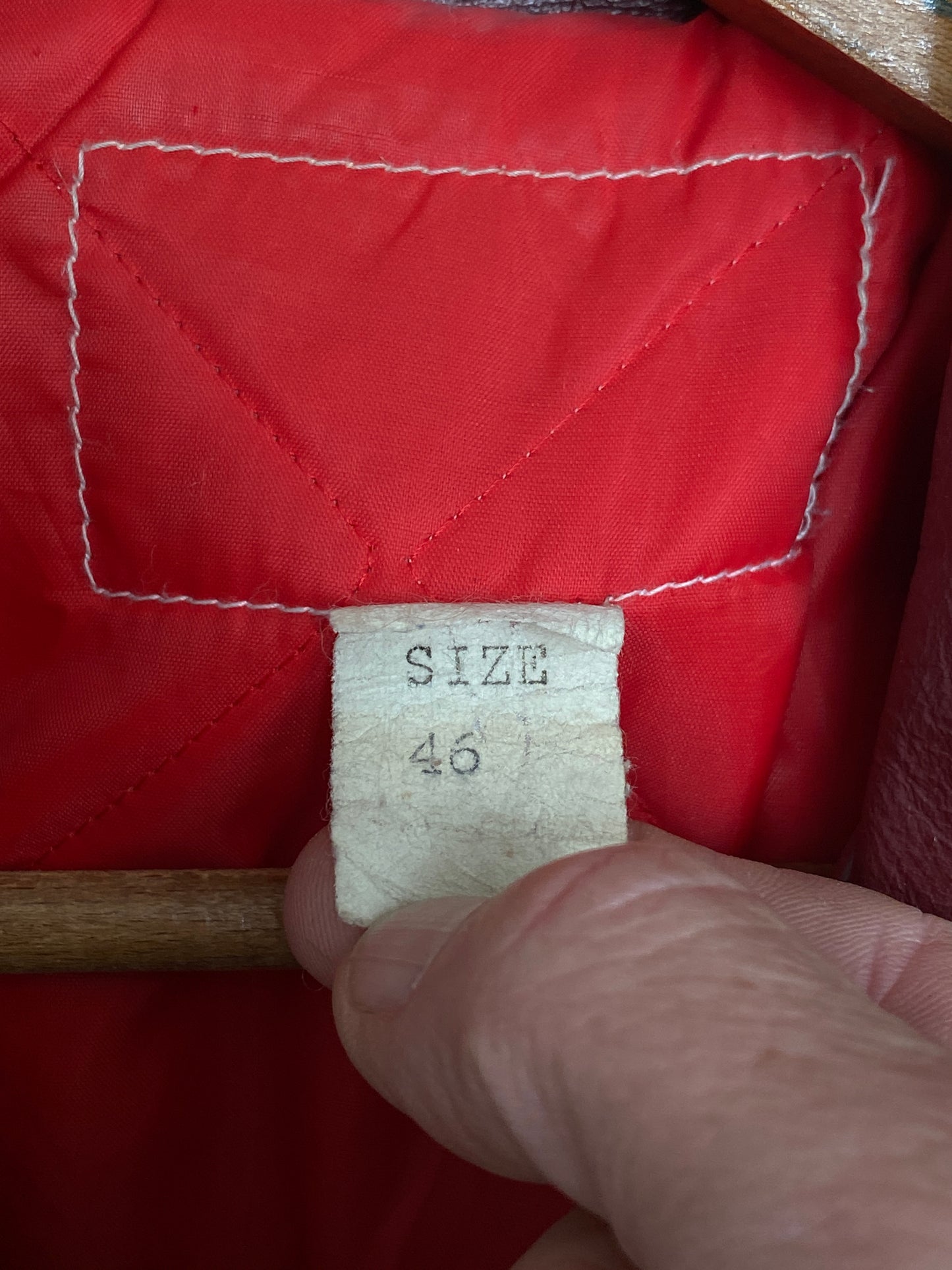Size 46US / 56EU Vintage Canadian Leather Hockey Jacket - Classic Sportswear