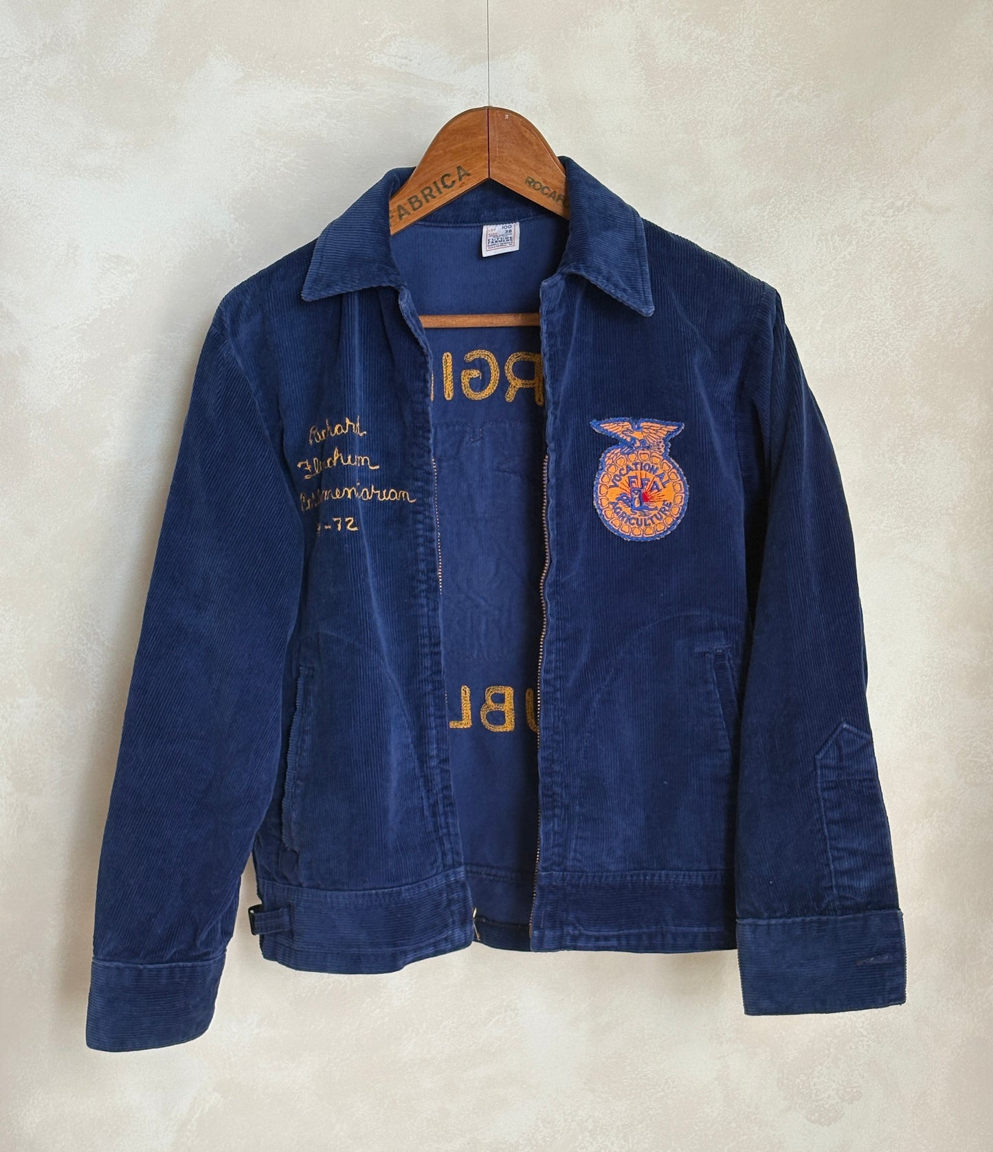 Size 38US / 48EU. Vintage 70s Virginia Future farmer of America jacket. Made in USA