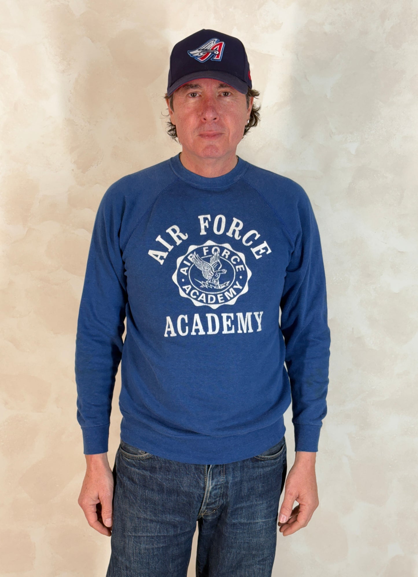 Size L US Air Force 80s Sweatshirt Made In USA.