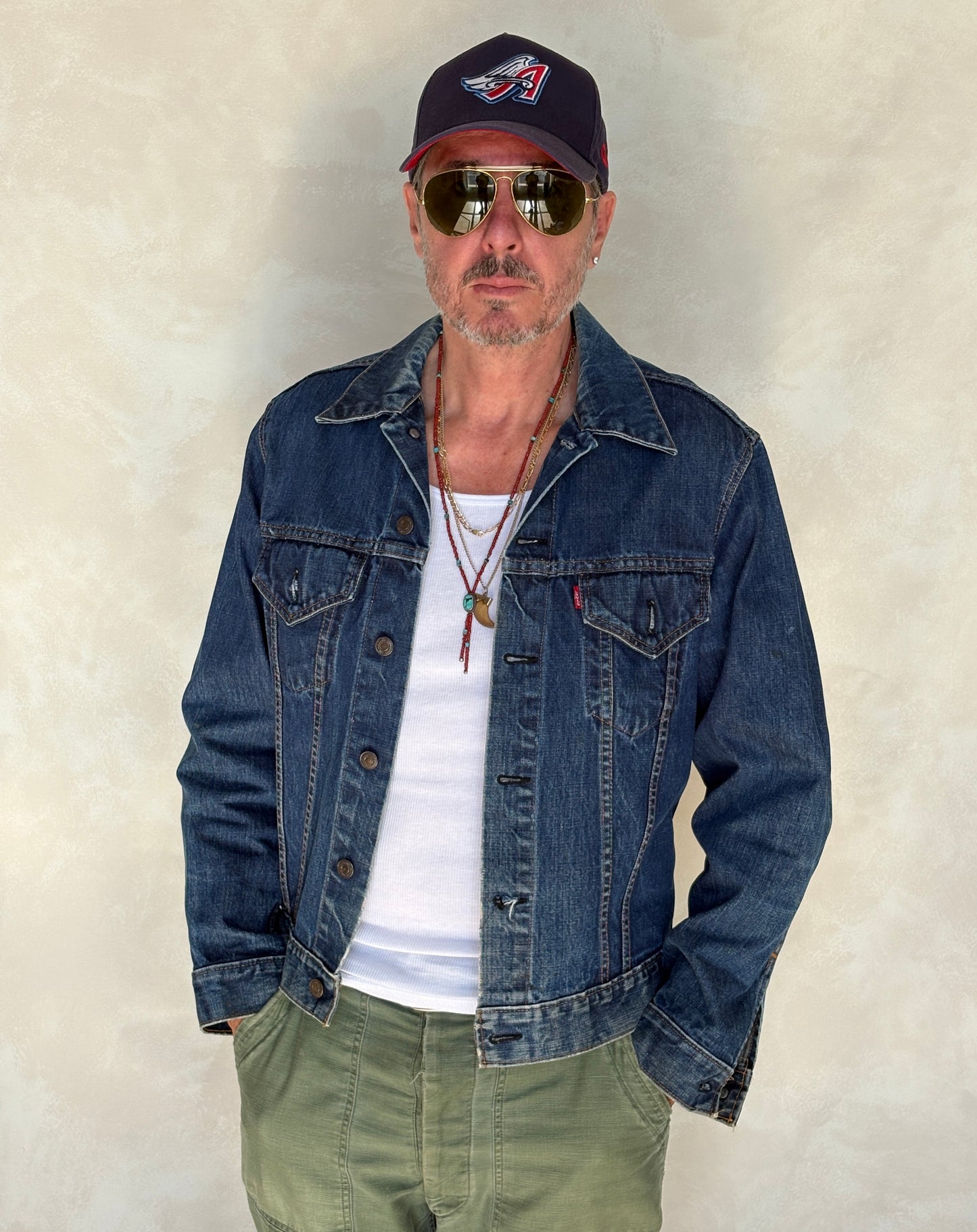 Size 44US / 54EU. Vintage Early 70s 2 pocket Levi’s Denim Jacket 70505 – Single Stitch, Made in USA