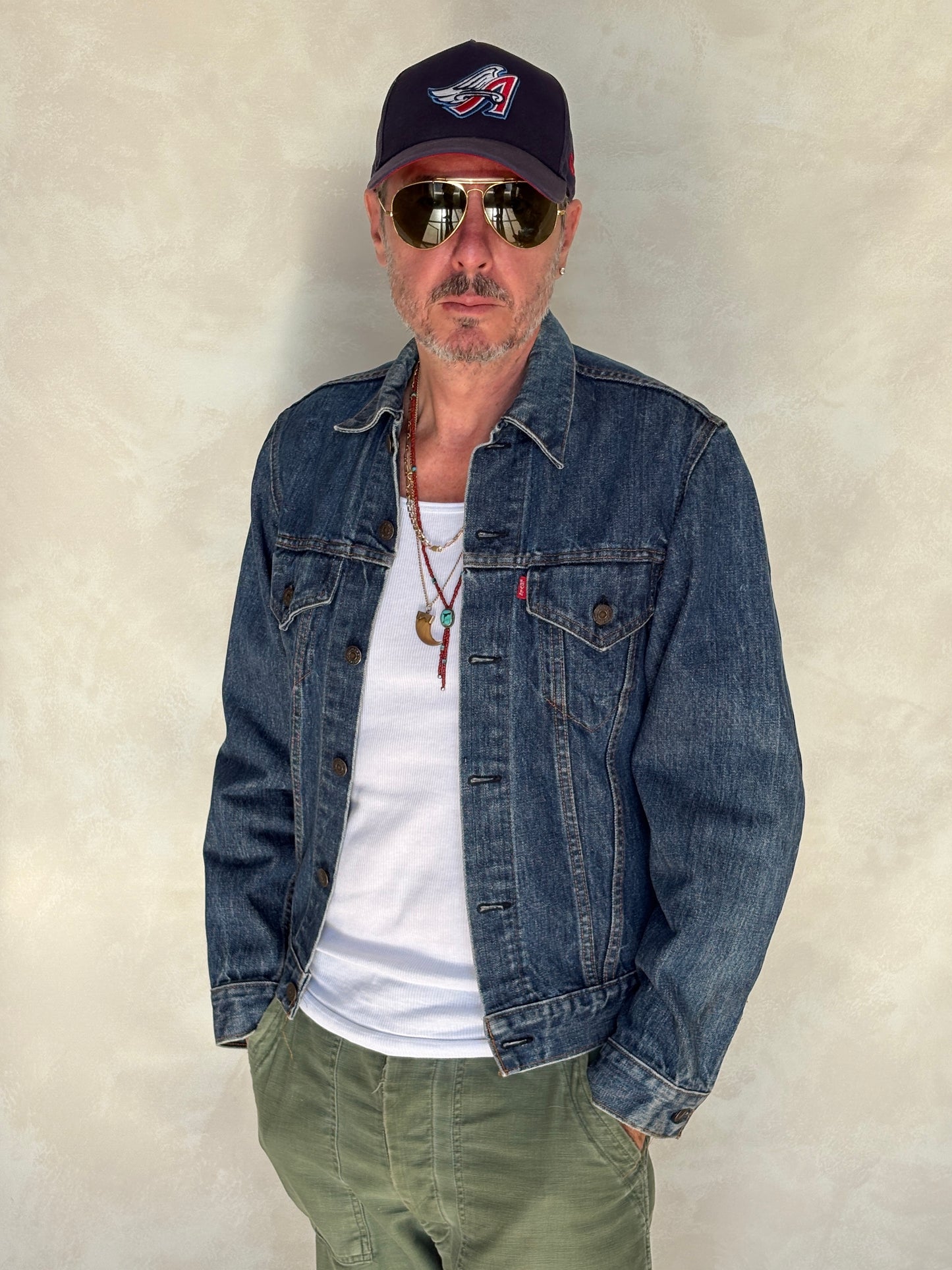 Size 38US / 48EU. Vintage Early 70s 2 pocket Levi’s Denim Jacket 70505 – Single Stitch, Made in USA