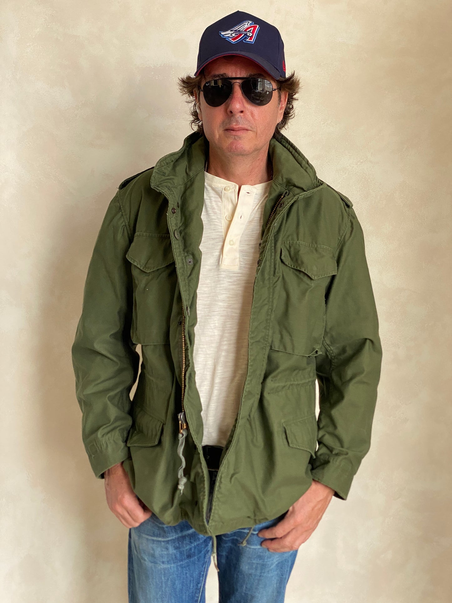 Med Reg. Authentic 1982 US M-65 field jacket Military