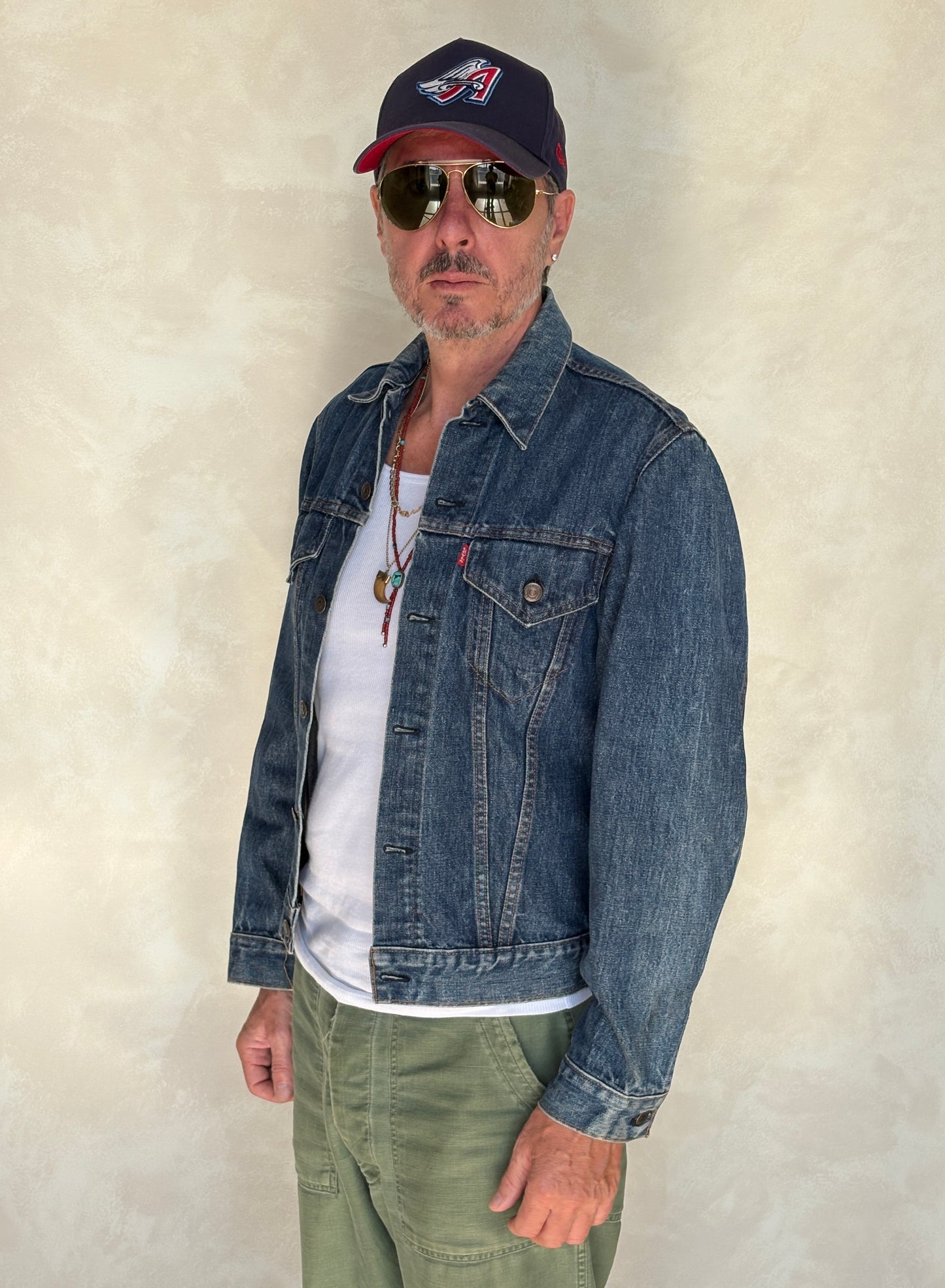 Size 38US / 48EU. Vintage Early 70s 2 pocket Levi’s Denim Jacket 70505 – Single Stitch, Made in USA