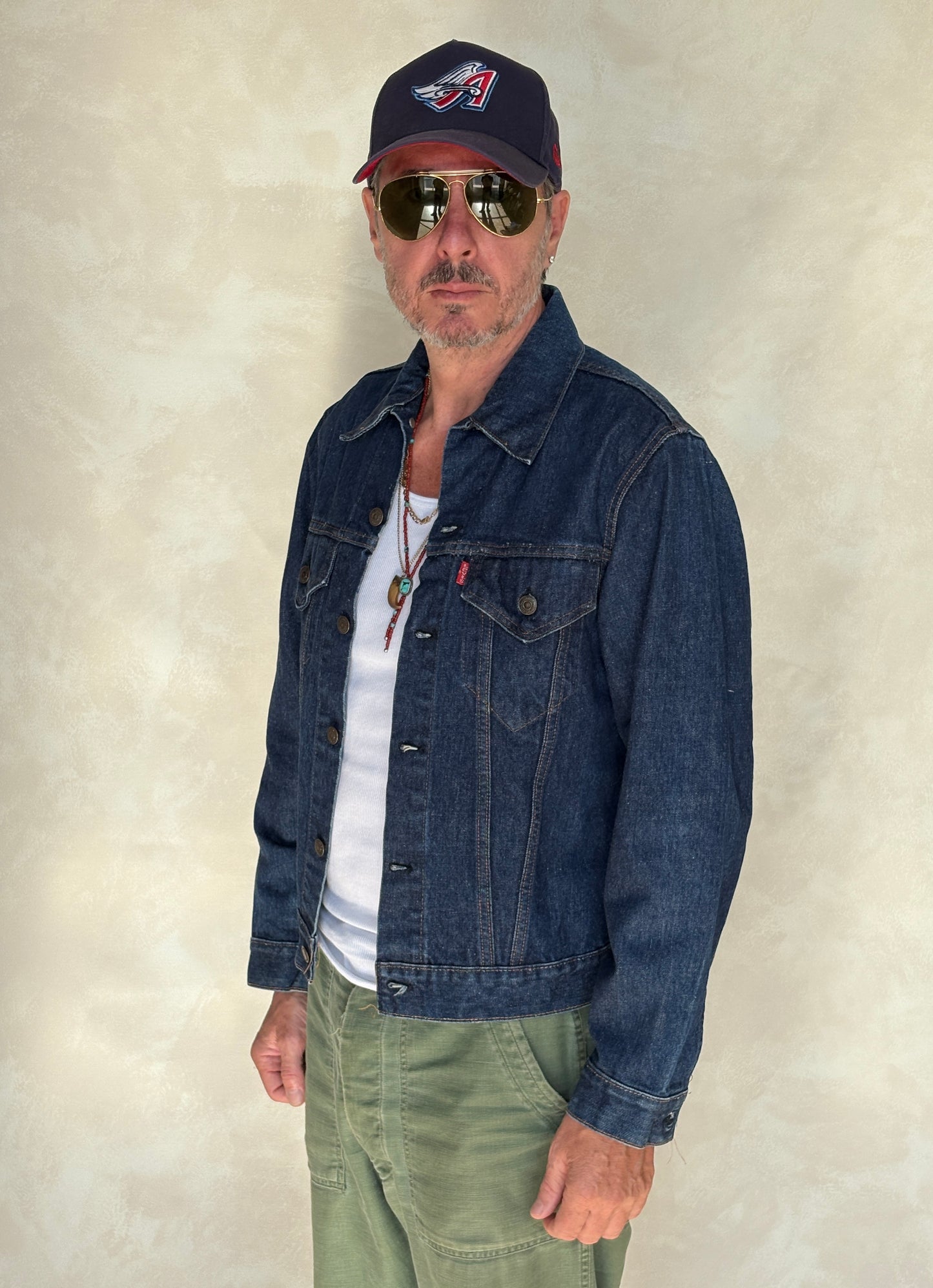 Size 40US / 50EU. Vintage 70s 2 pocket Levi’s Denim Jacket 70505 – Double Stitch, Made in USA