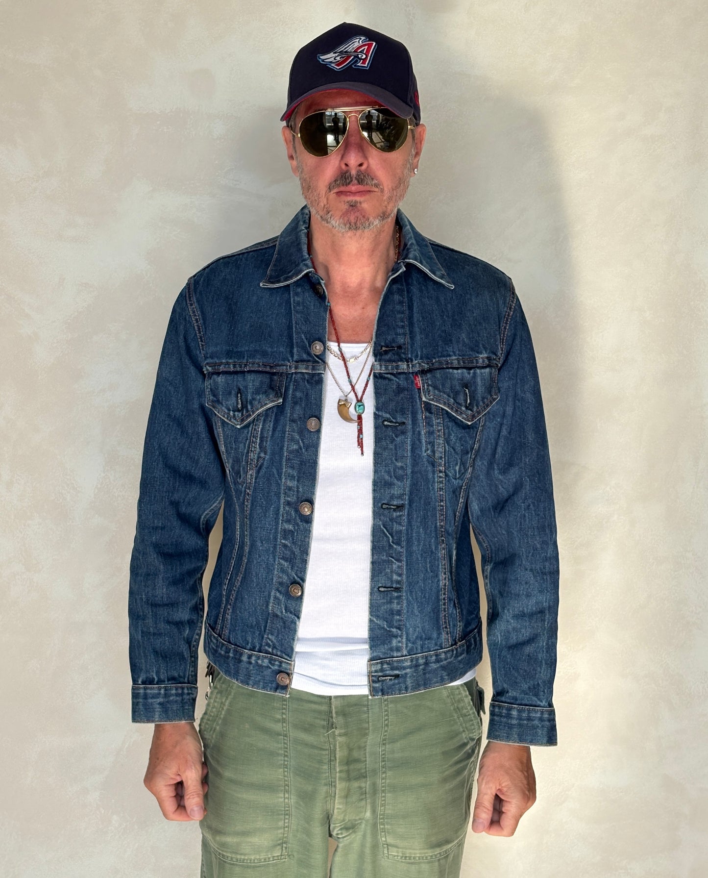 Size 38US / 48EU. Vintage Early 70s 2 pocket Levi’s Denim Jacket 70505 – Single Stitch, Made in USA
