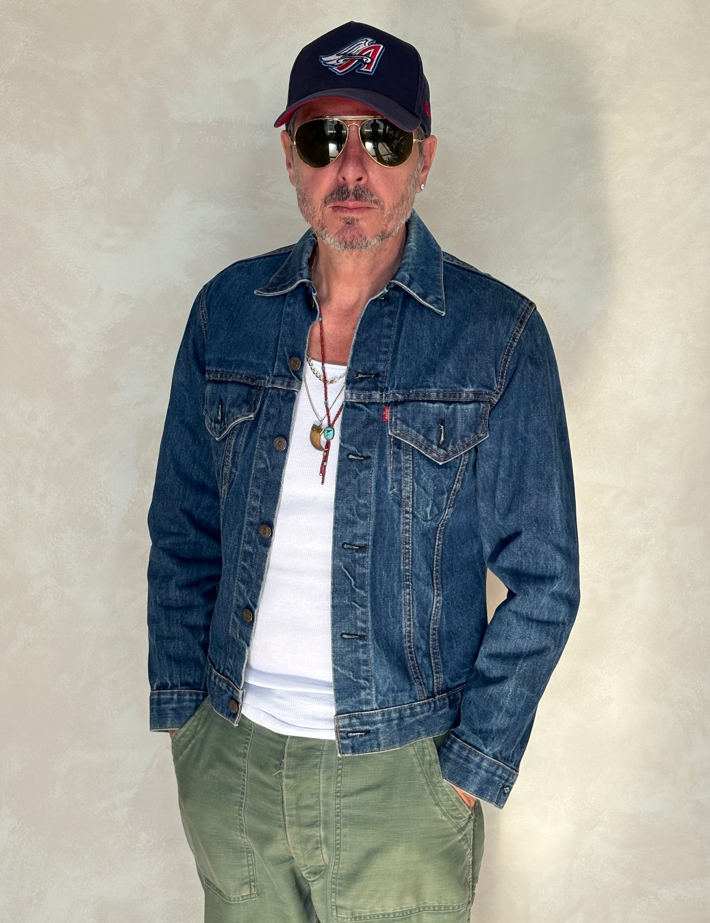 Size 38US / 48EU. Vintage Early 70s 2 pocket Levi’s Denim Jacket 70505 – Single Stitch, Made in USA