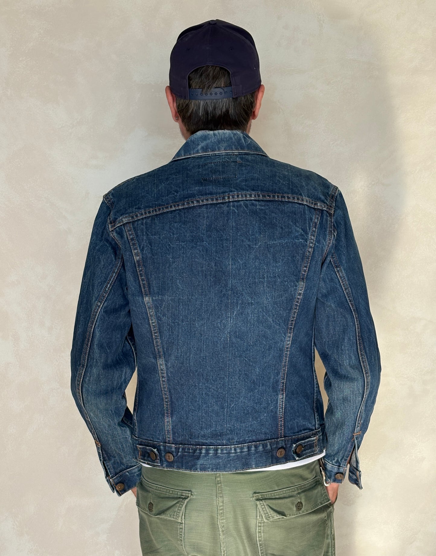 Size 38US / 48EU. Vintage Early 70s 2 pocket Levi’s Denim Jacket 70505 – Single Stitch, Made in USA