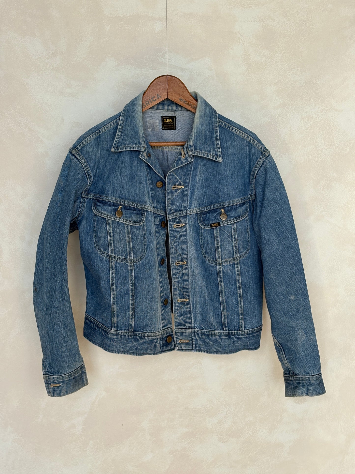 Size 46US / 56EU Vintage 70s Lee Union Made Denim Shirt – 2 Pockets – Made in USA