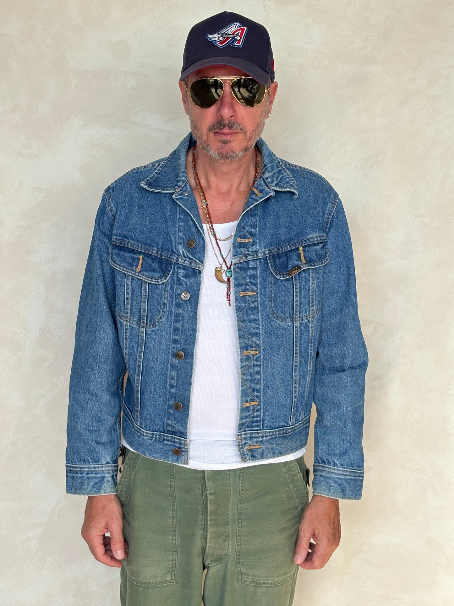 Size 40US / 50EU Vintage 80s Lee Denim Jacket – 2 Pockets – Made in Canada