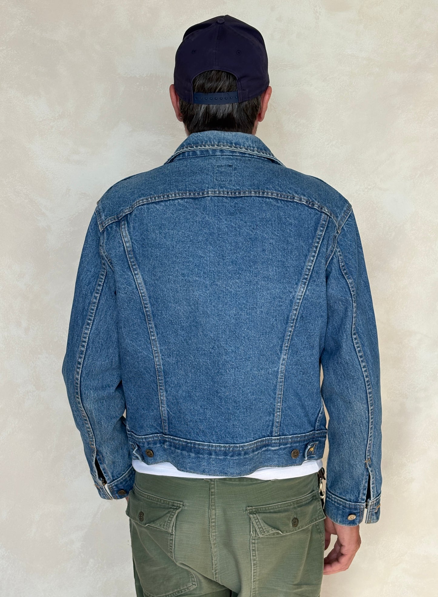 Size 40US / 50EU Vintage 80s Lee Denim Jacket – 2 Pockets – Made in Canada