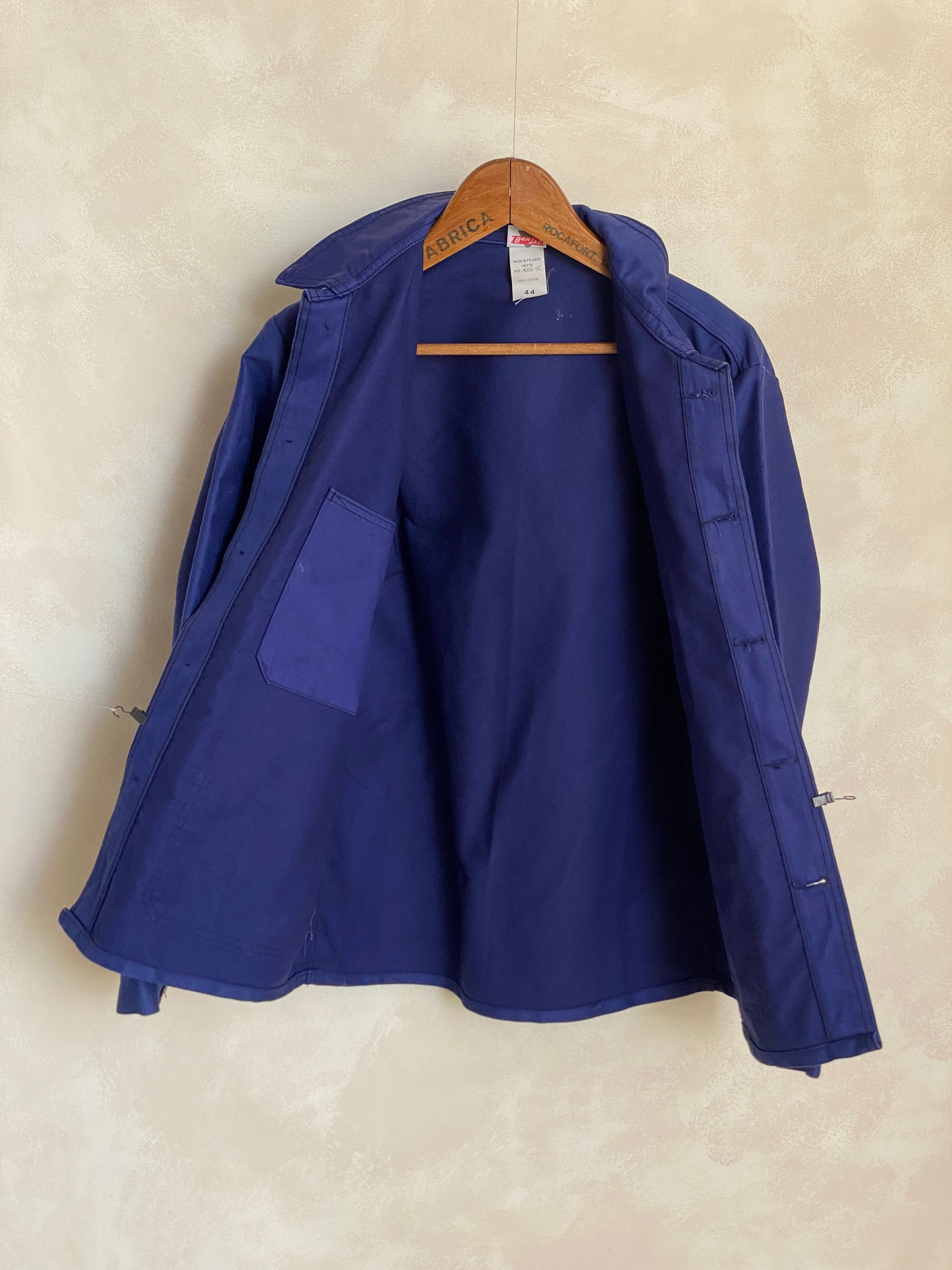Size 44UE. Vintage French Moleskin jacket.