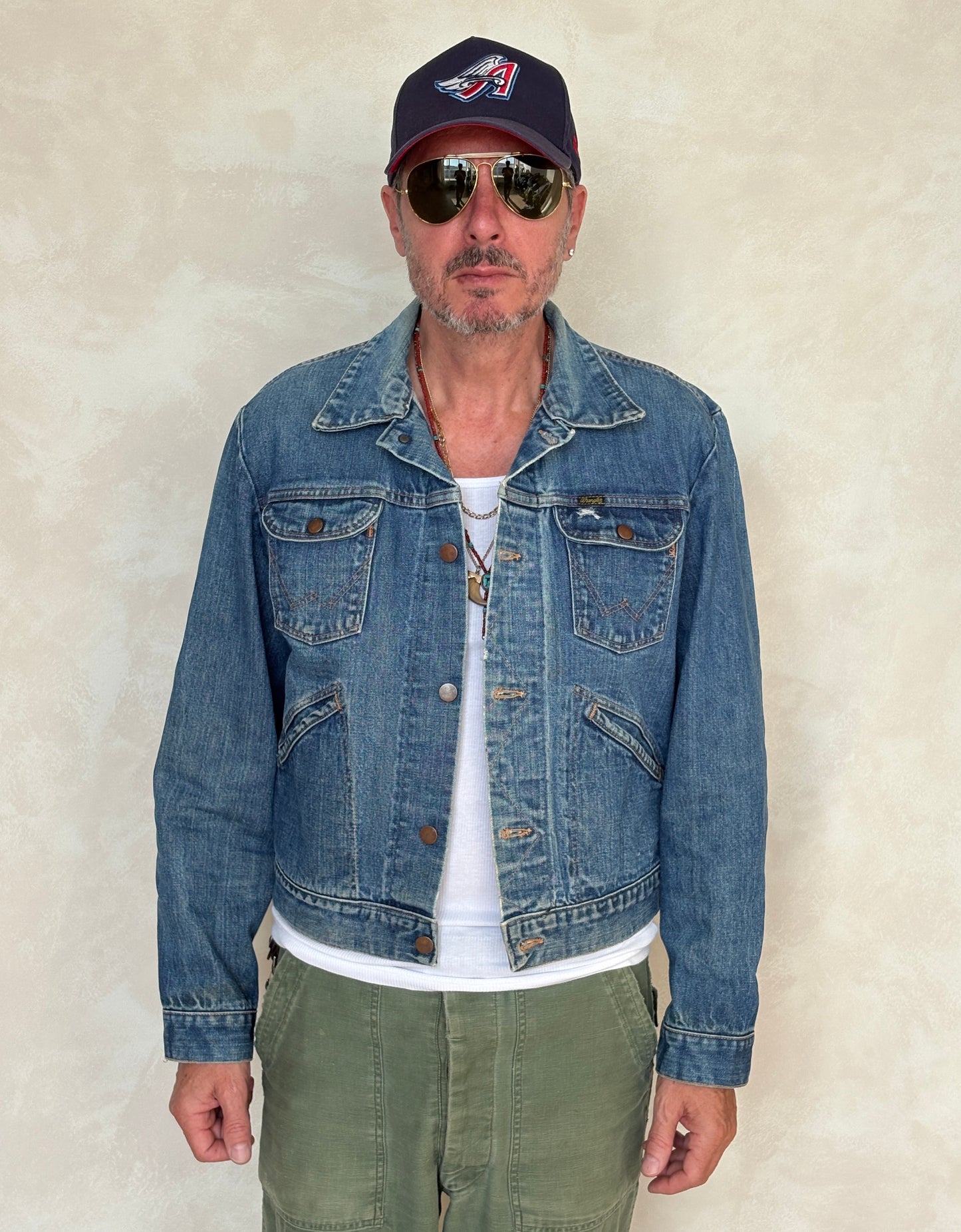 Size 44US / 54 EU Authentic 70s Wrangler denim jacket -4 pockets- Made in the USA