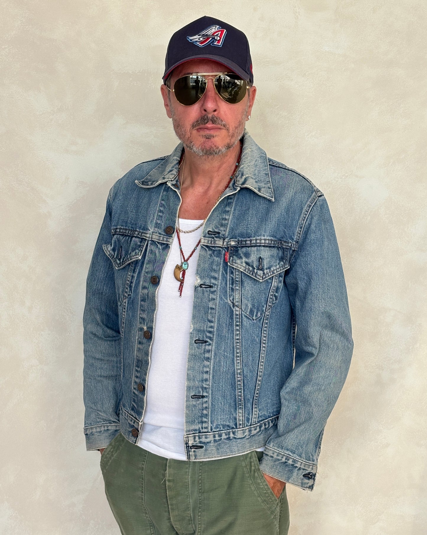 Size 38US / 48EU. Vintage 70s 2 pocket Levi’s Denim Jacket 70505 – Double Stitch, Made in USA