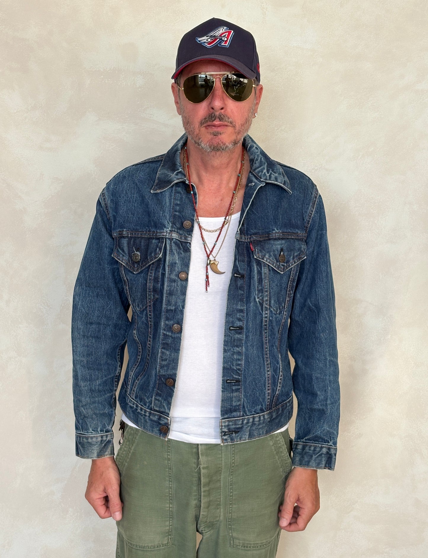 Size 38US / 48EU. Vintage Early 70s 2 pocket Levi’s Denim Jacket 70505 – Single Stitch, Made in USA