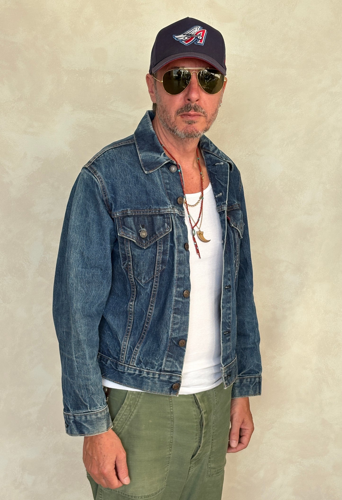 Size 38US / 48EU. Vintage Early 70s 2 pocket Levi’s Denim Jacket 70505 – Single Stitch, Made in USA