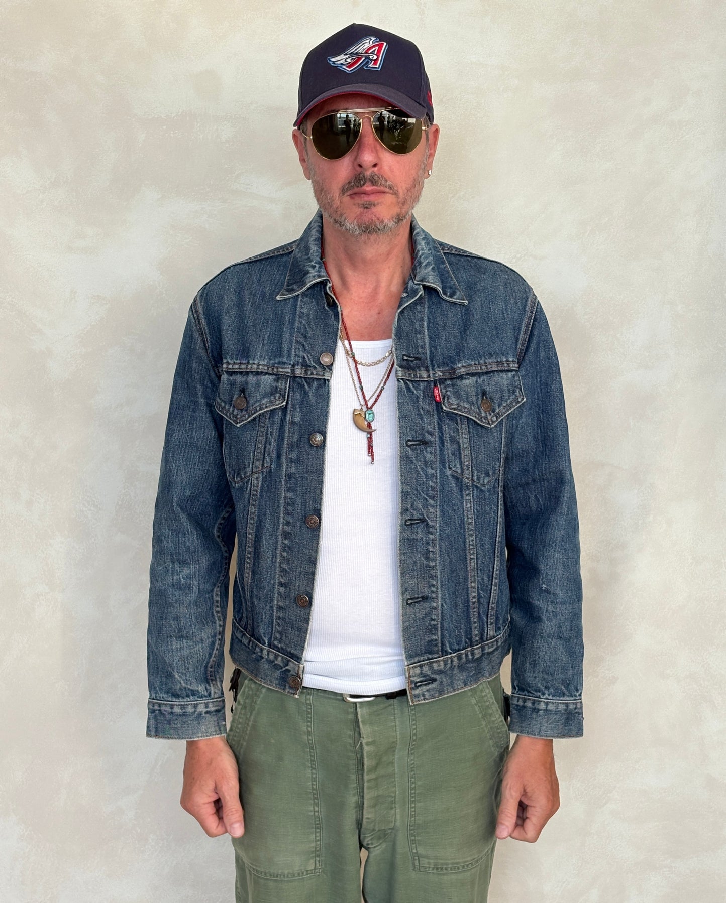 Size 38US / 48EU. Vintage Early 70s 2 pocket Levi’s Denim Jacket 70505 – Single Stitch, Made in USA