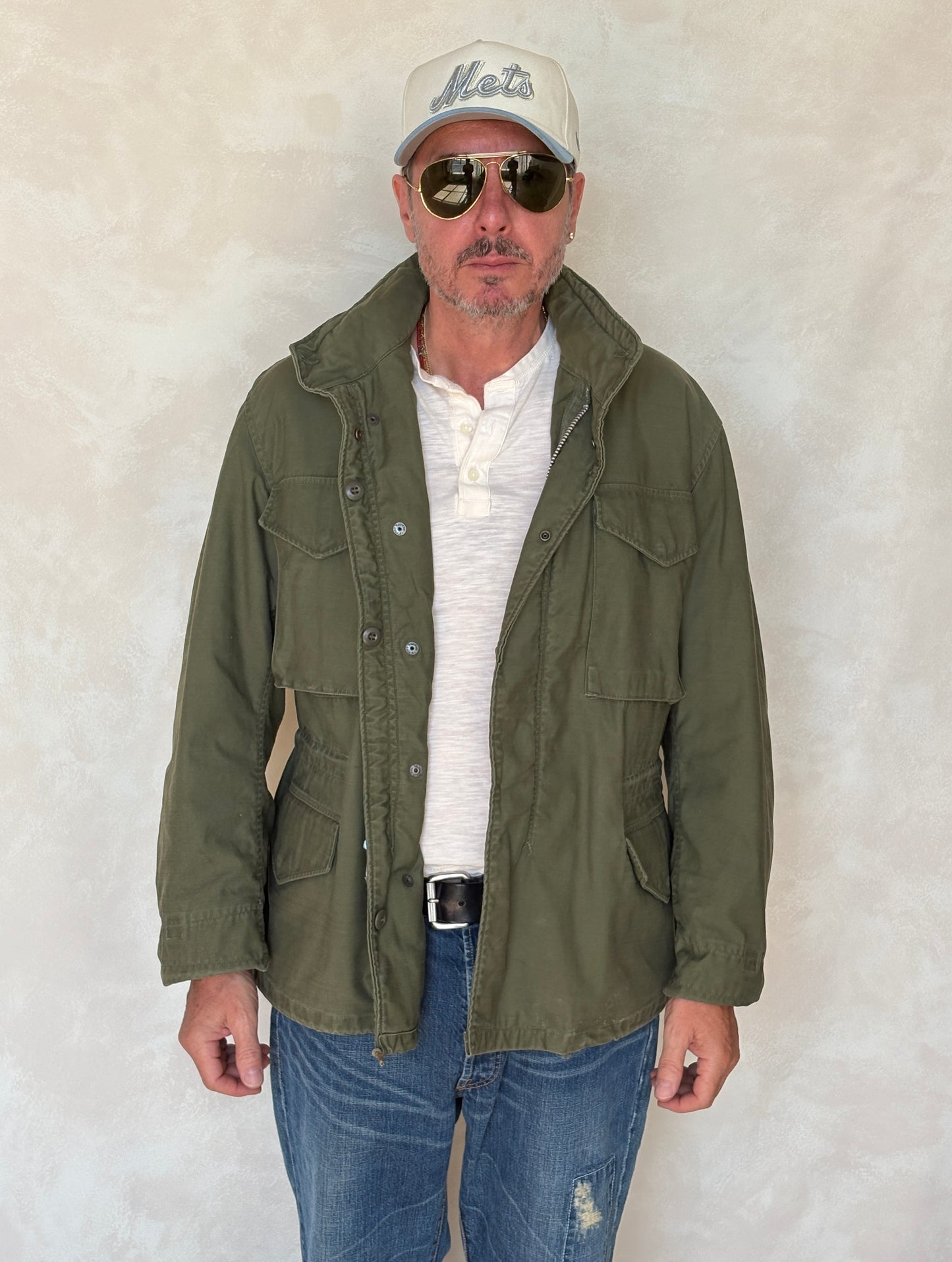 Small Reg. Rare Authentic 1965 first model US M-65 field jacket Military