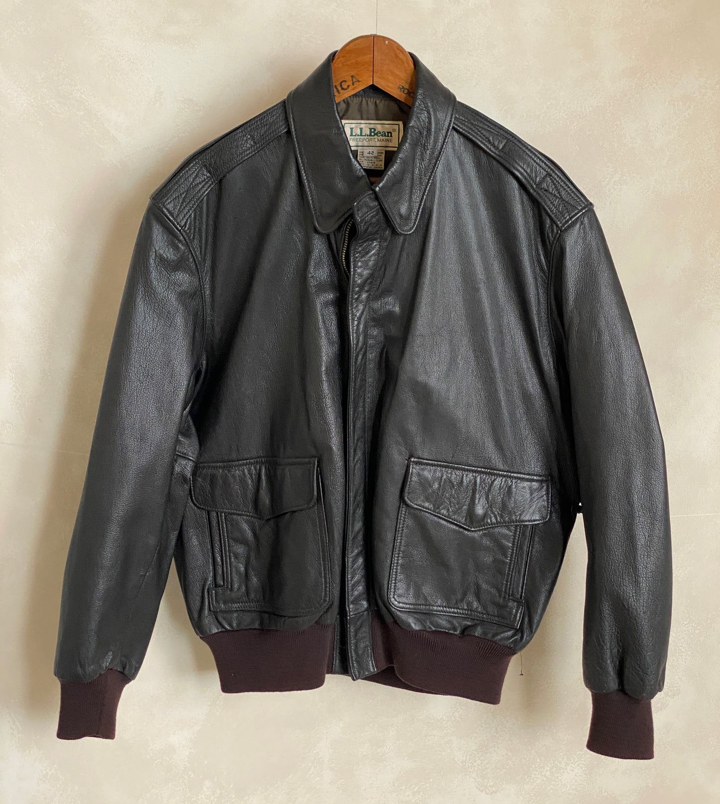 Vintage LL Bean Leather Jacket - Size 42US Reg (52EU) | Classic American Craftsmanship