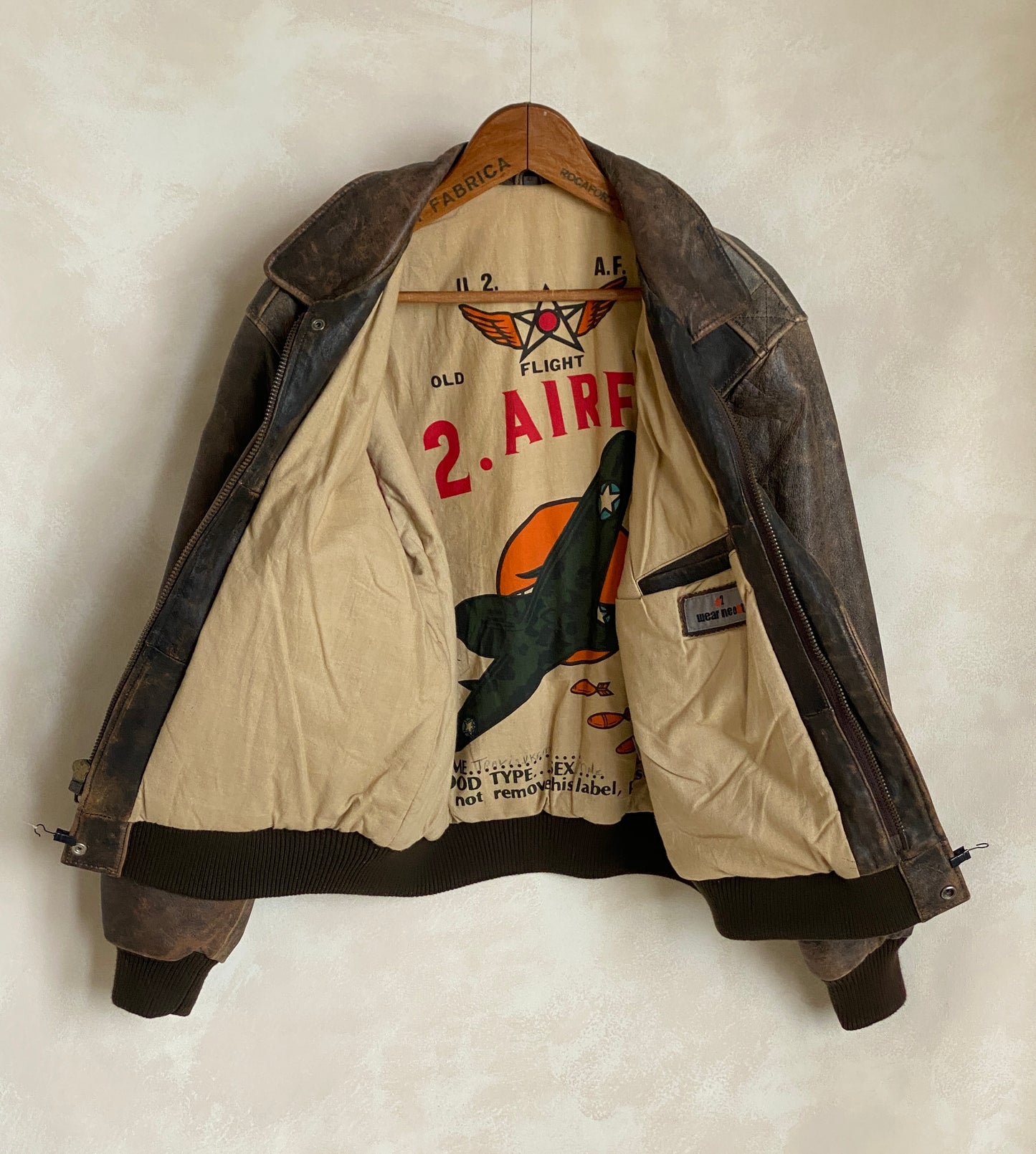 Size 42US Reg (52EU). Vintage leather bomber Flight Jacket Aviator