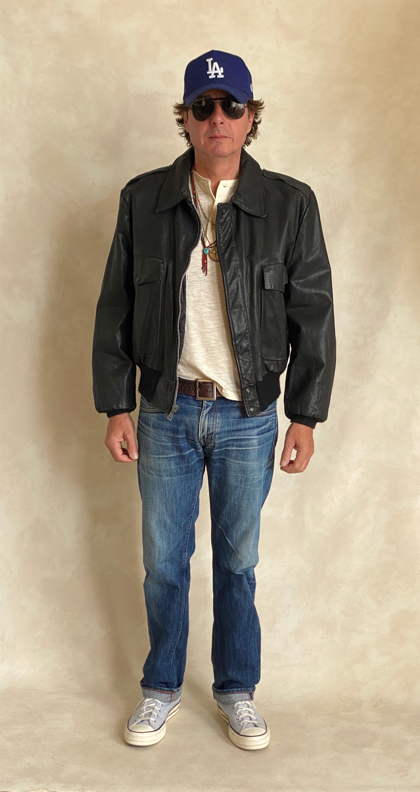 Size XL. Vintage Black leather bomber Flight Jacket Aviator