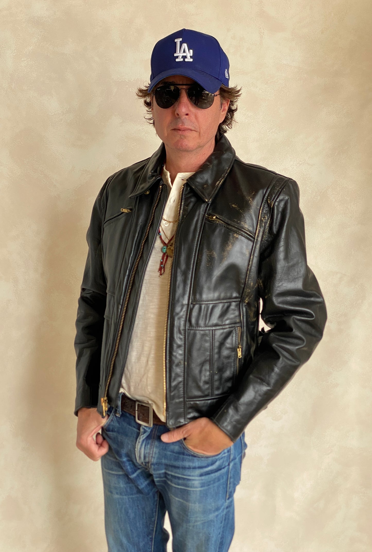 Vintage 70s Heavy Leather Motorcycle Jacket - Size 44 US (54 EU) | USA Vintage BCN