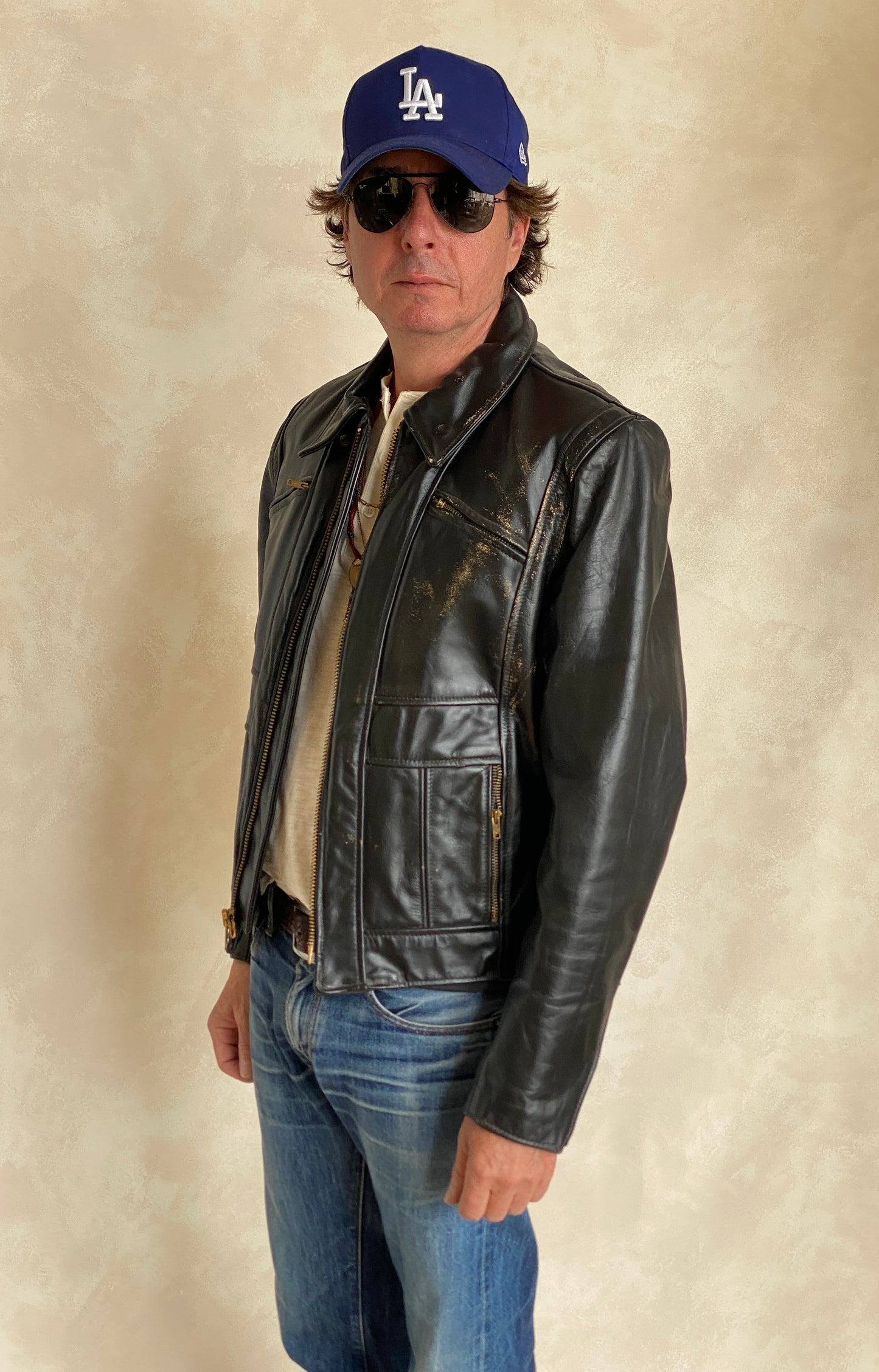 Vintage 70s Heavy Leather Motorcycle Jacket - Size 44 US (54 EU) | USA Vintage BCN