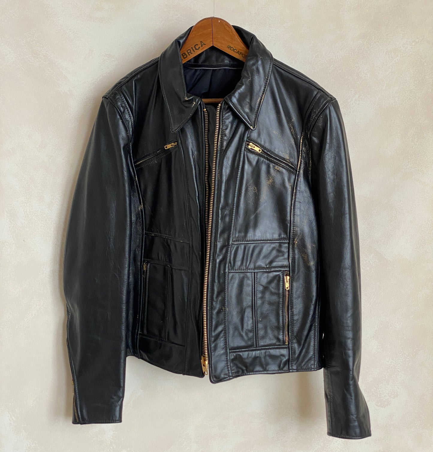 Vintage 70s Heavy Leather Motorcycle Jacket - Size 44 US (54 EU) | USA Vintage BCN