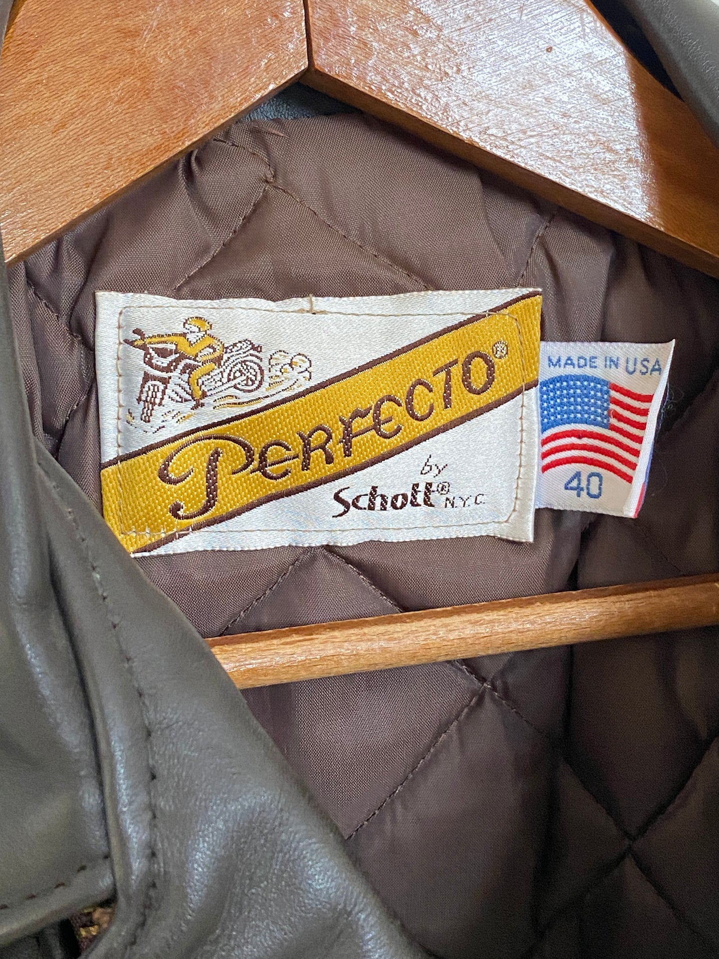Size 40 USA (50 EU) Vintage New Schott Perfecto leather jacket. Made in USA
