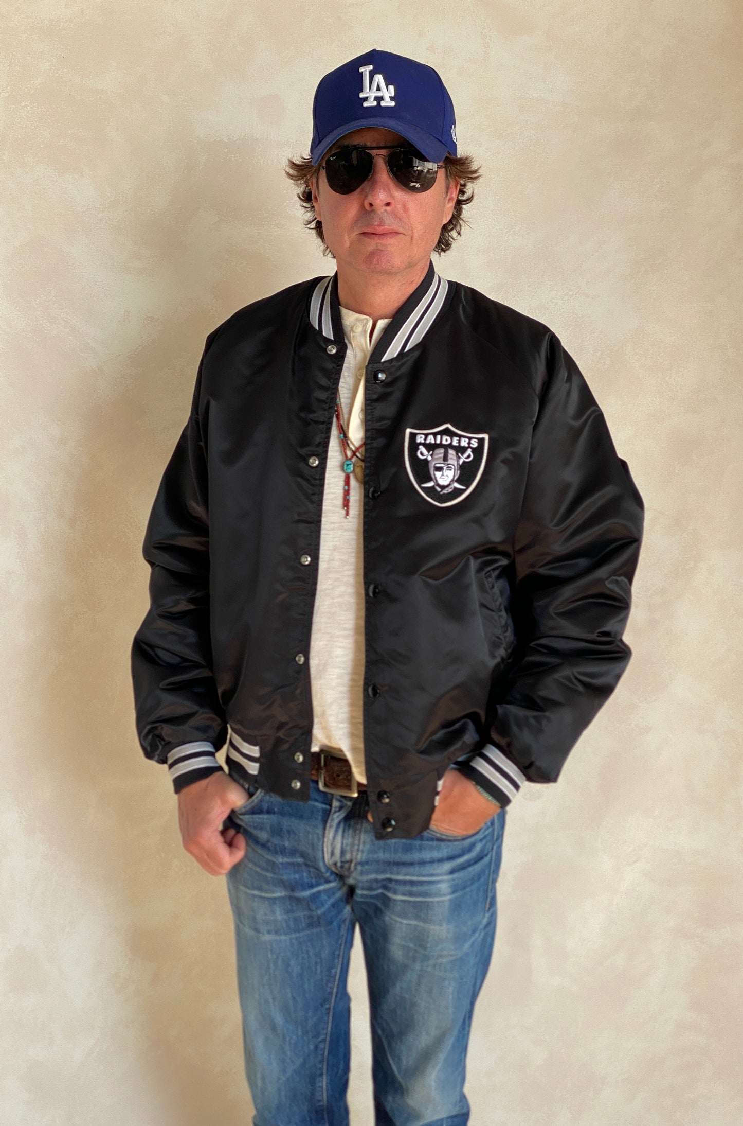 Size Large. Chalkline Los Angeles KINGS satin jacket Made in USA