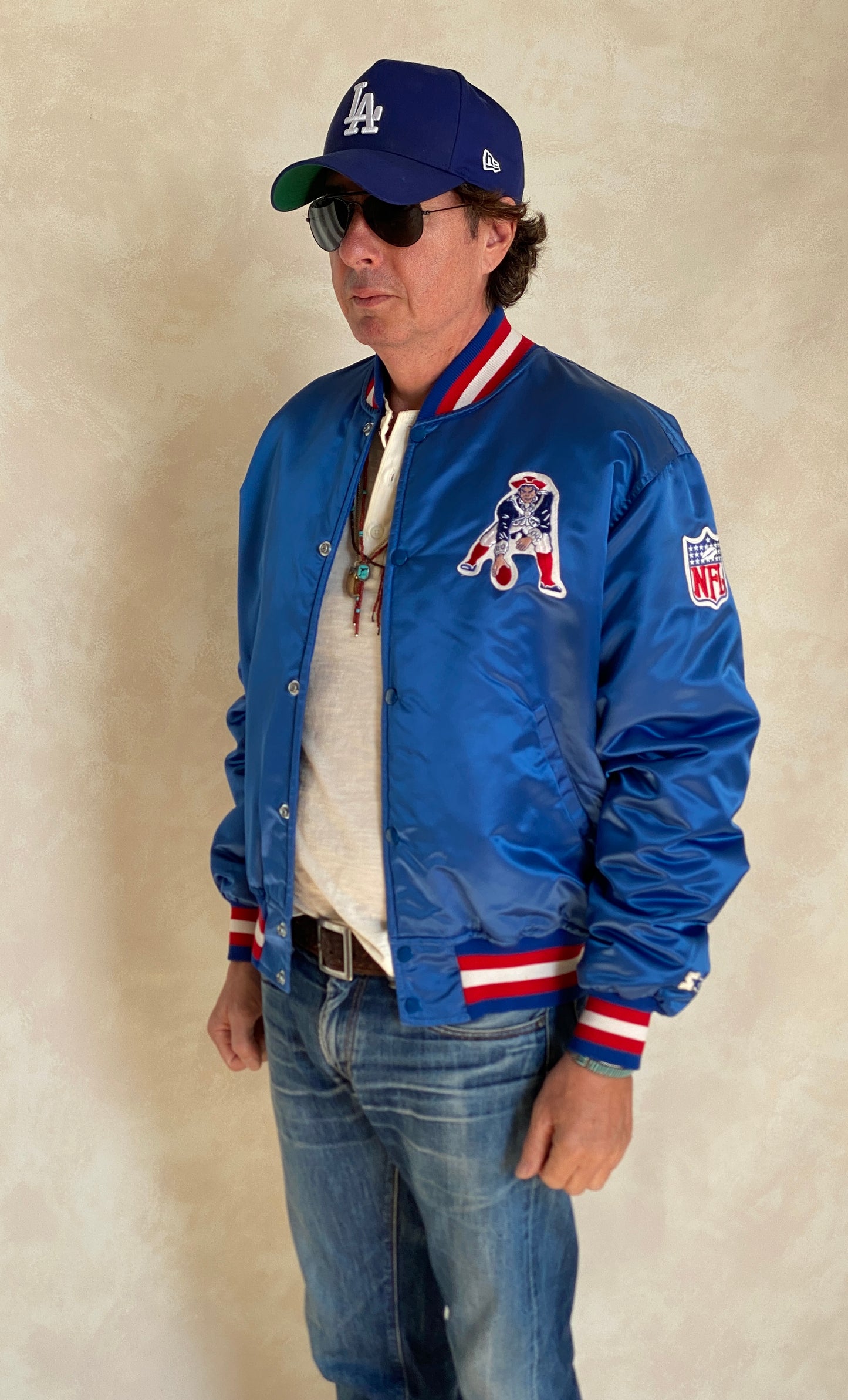 Size Large . Starter Vintage 80’s Patriots jacket Made In USA