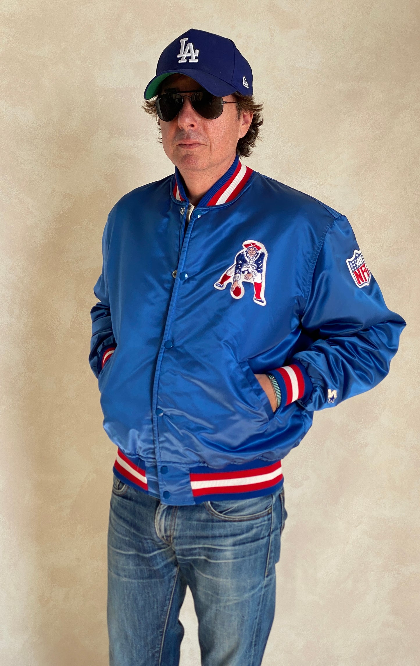 Size Large . Starter Vintage 80’s Patriots jacket Made In USA