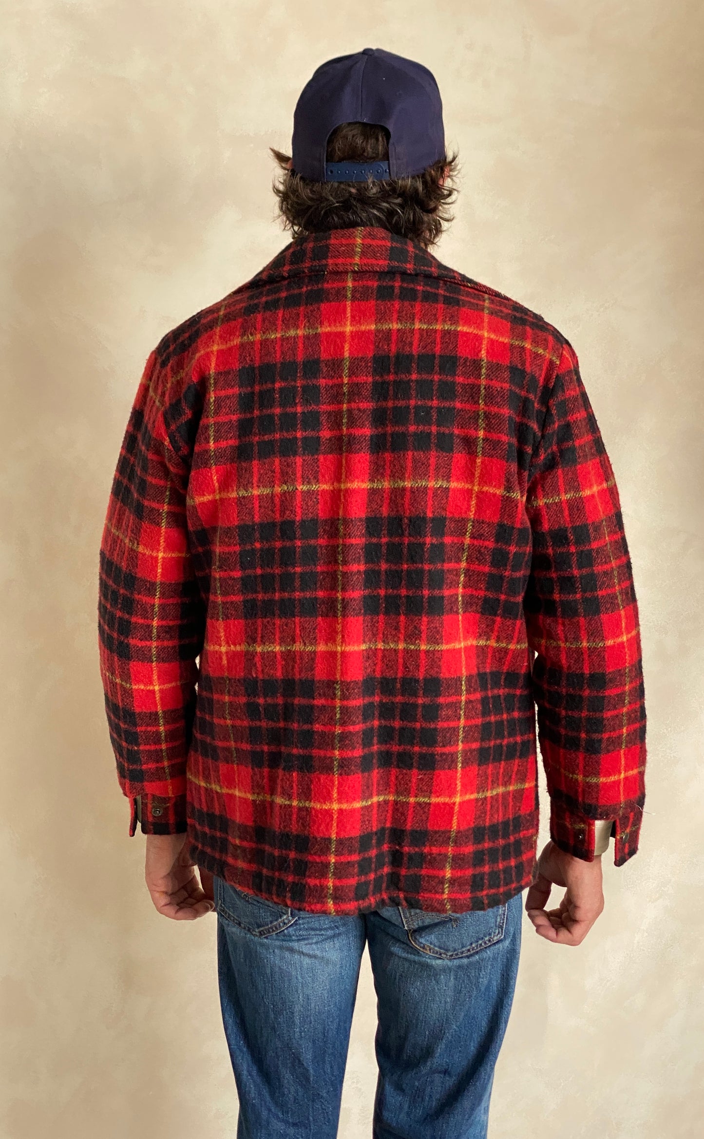 size Medium. 90s Plaid jacket with sherpa lining