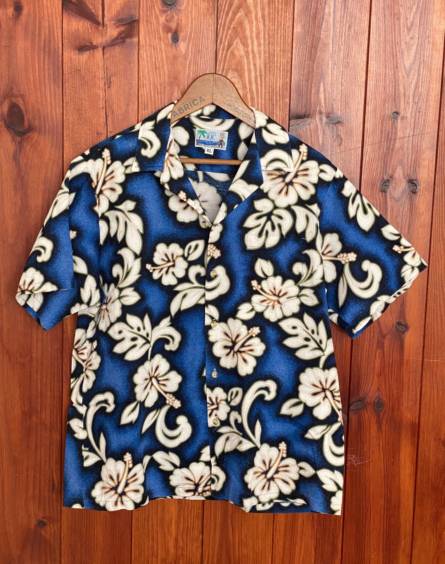 Size Youth XL . Vintage 80s Hawaiian cotton shirt made by RJC