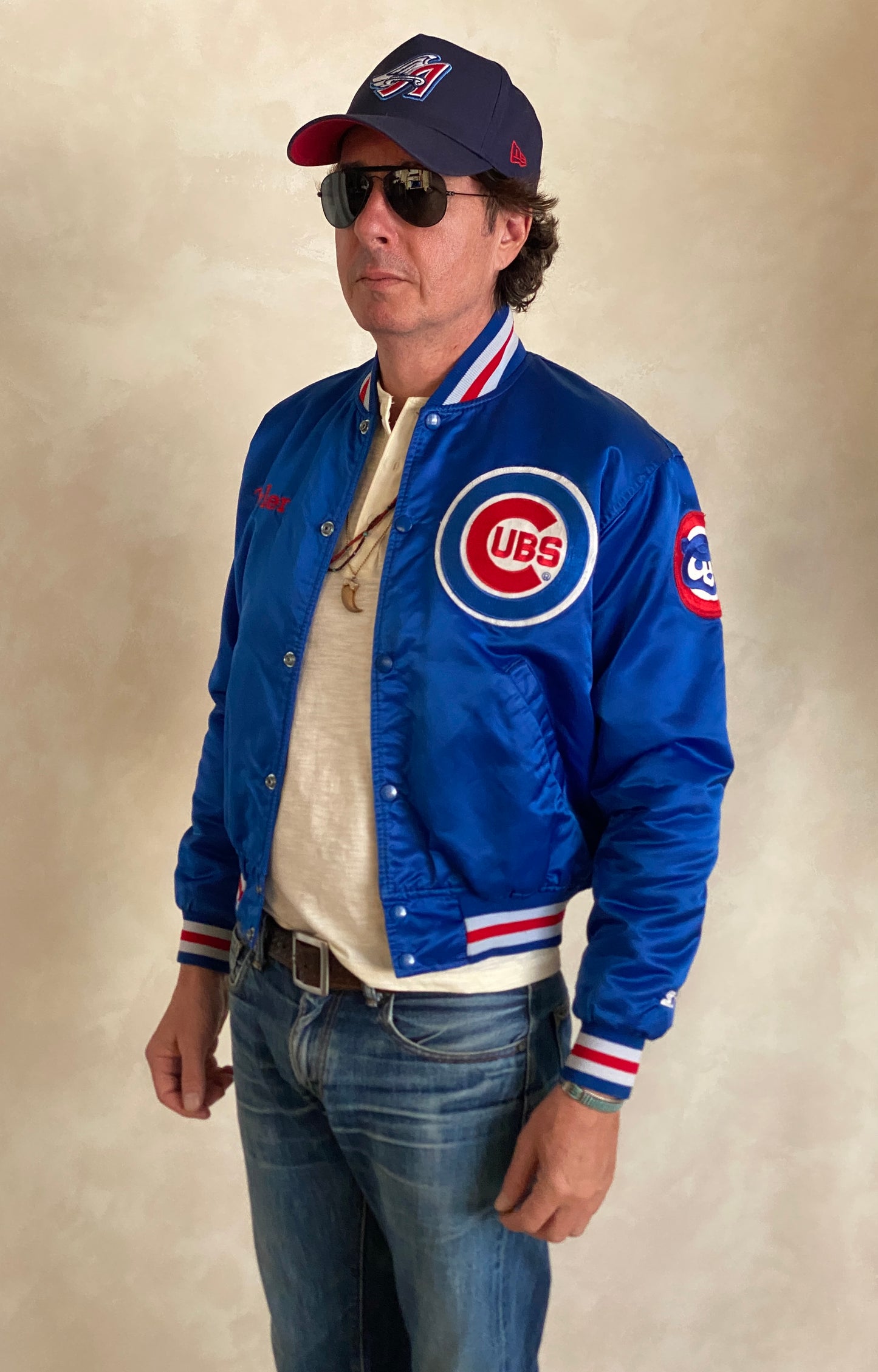Small. Vintage 80s Chicago Cubs Starter jacket made in USA