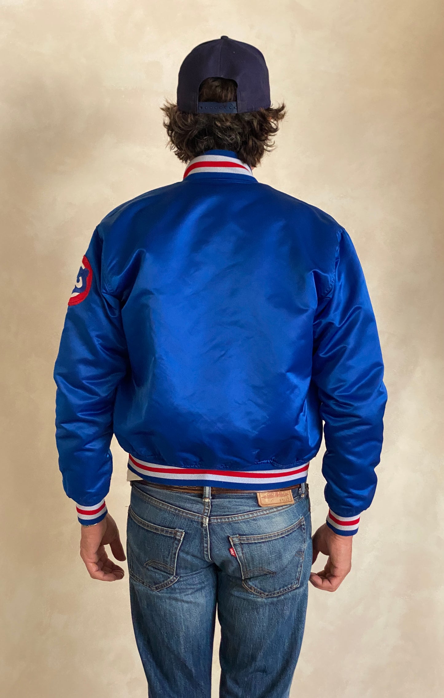 Small. Vintage 80s Chicago Cubs Starter jacket made in USA