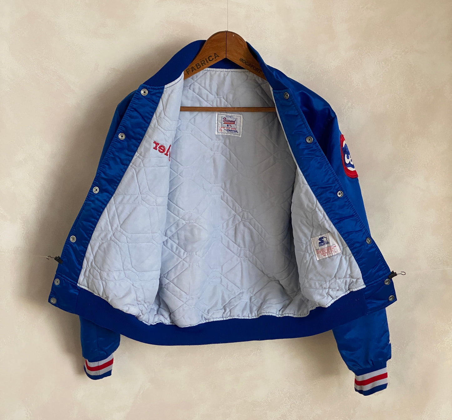Small. Vintage 80s Chicago Cubs Starter jacket made in USA