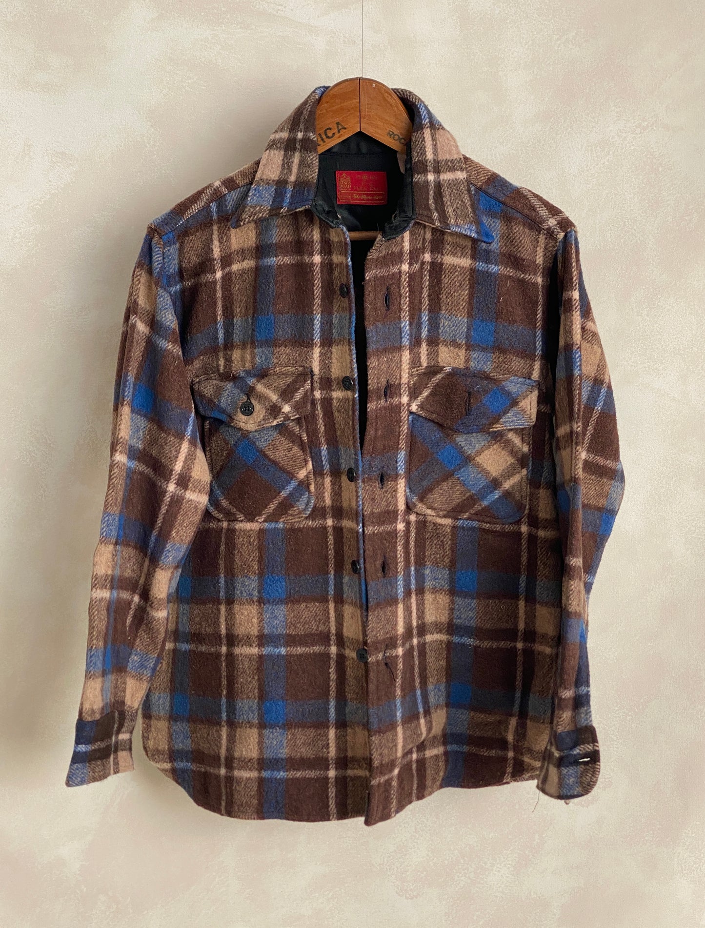 Med. Vintage plaid heavy shirt jacket By Sears mens store