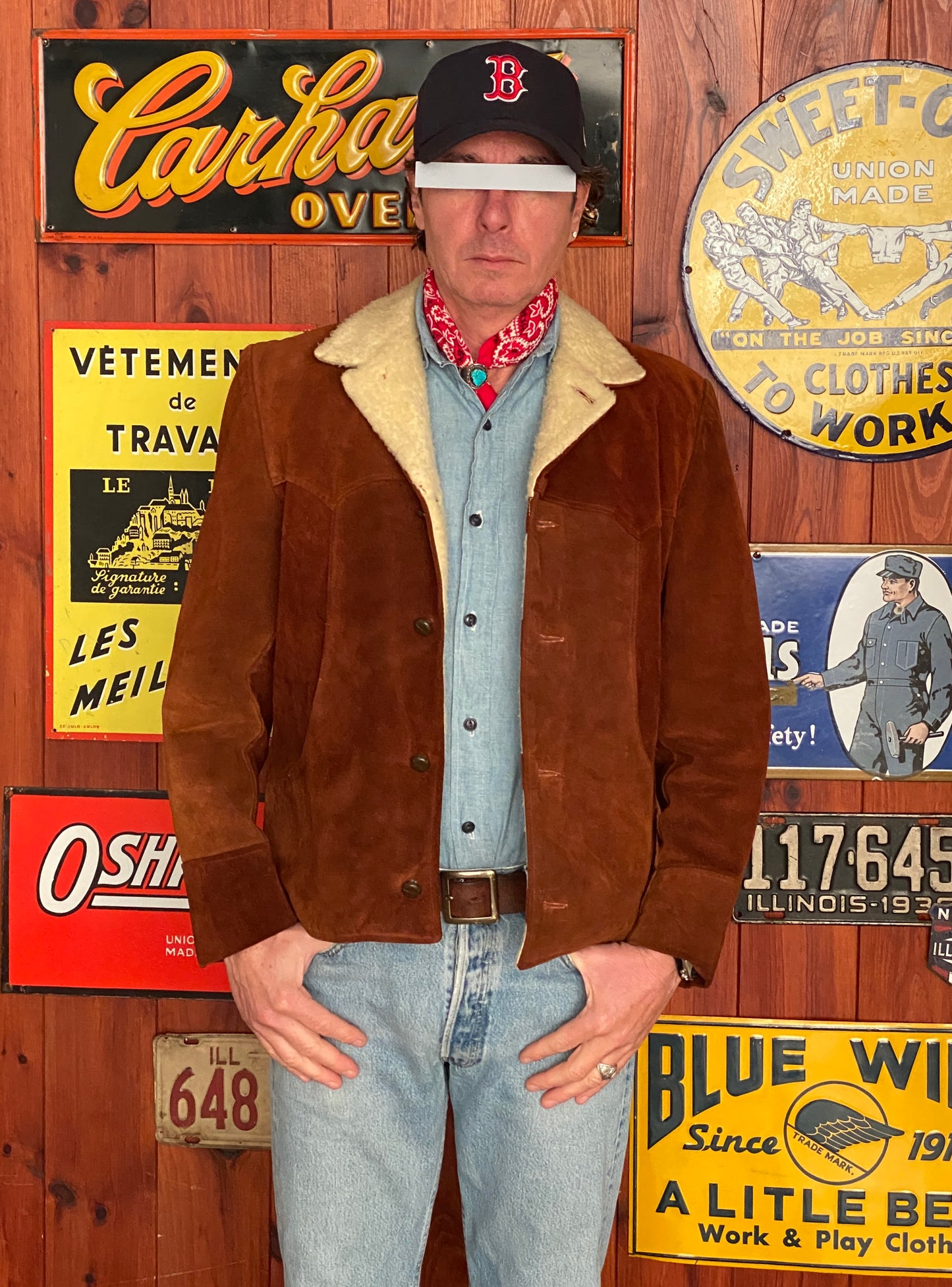 Size 40US Reg (50EU). Vintage suede ranch jacket made in USA