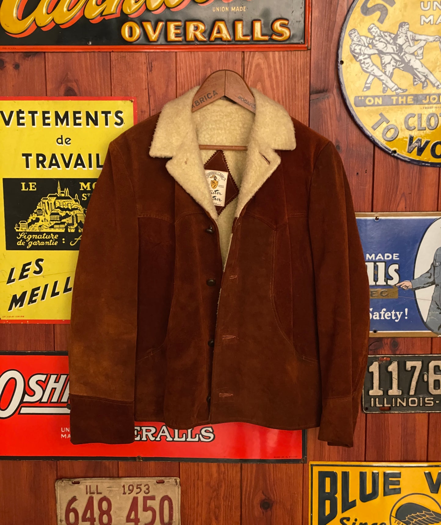 Size 40US Reg (50EU). Vintage suede ranch jacket made in USA