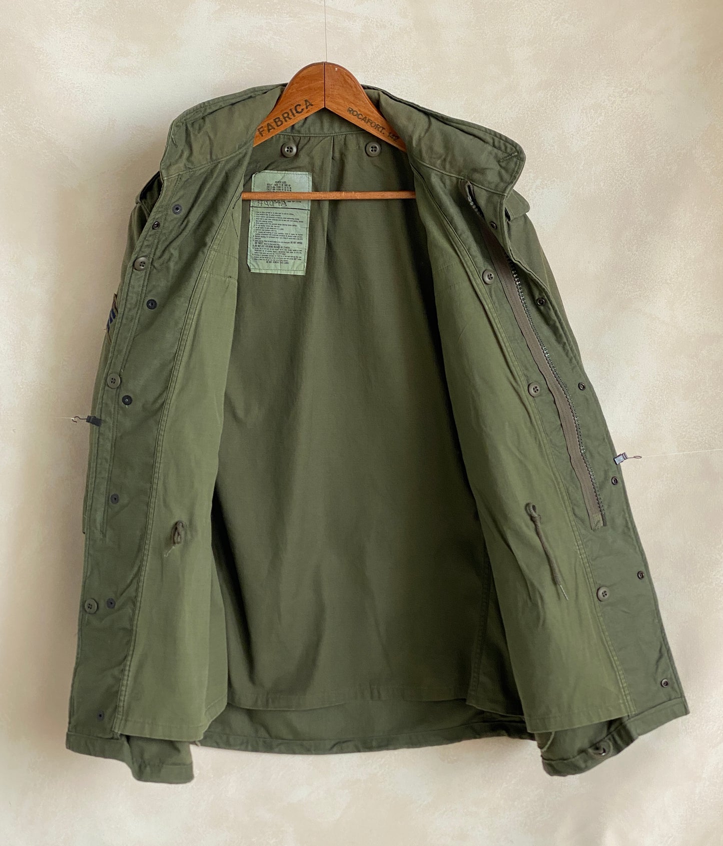 Medium Long . Authentic 1987 US Army Vintage M-65 field jacket Military