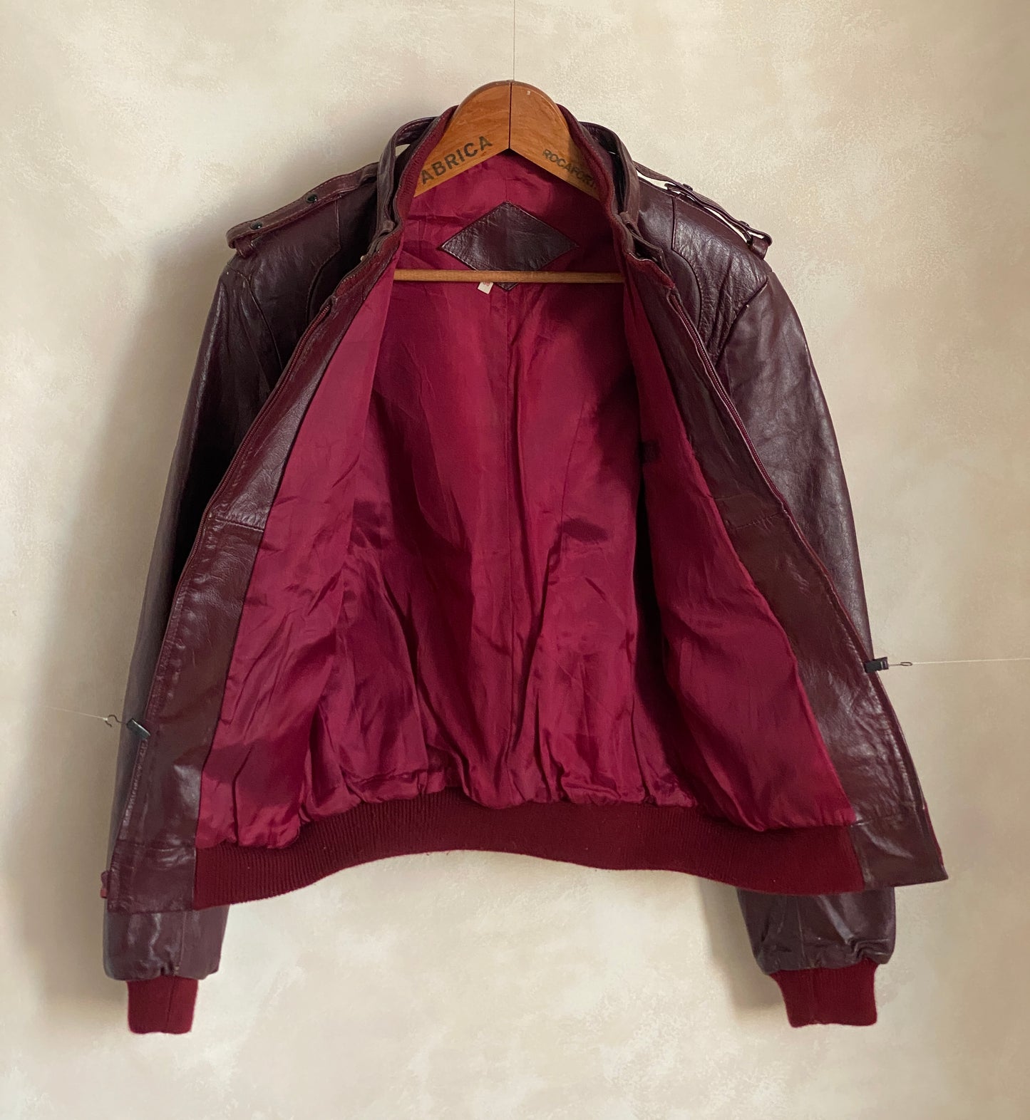 Vintage 80s Leather Jacket Size 38 US (48 EU) | Classic Retro Fashion