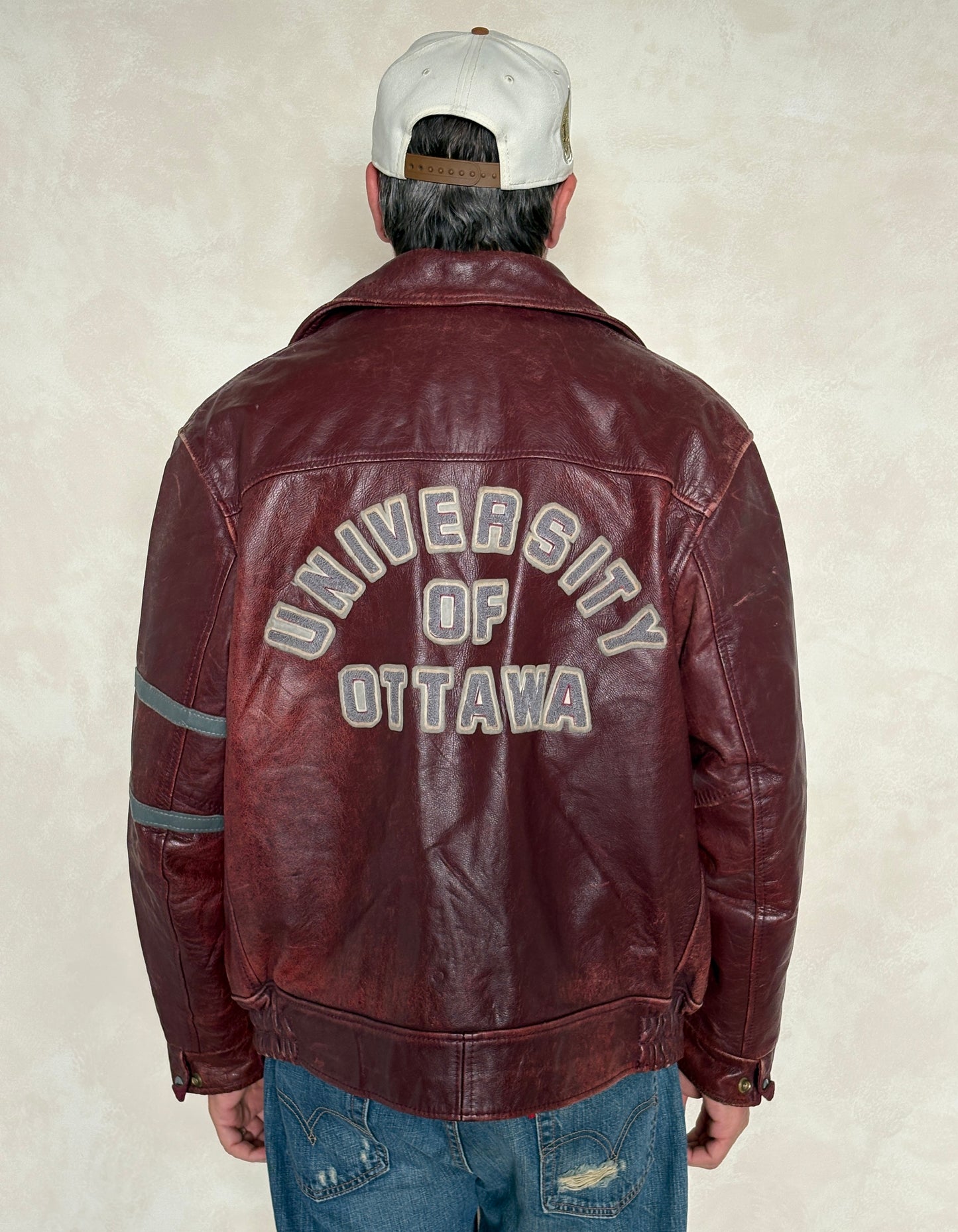 Size 44US / 54EU Vintage University of Ottawa Varsity Jacket — Maroon Leather Bomber — Canadian College Jacket 1970s
