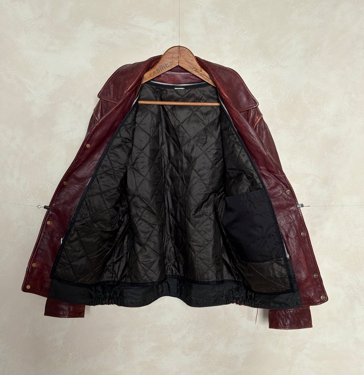 Size 44US / 54EU Vintage University of Ottawa Varsity Jacket — Maroon Leather Bomber — Canadian College Jacket 1970s